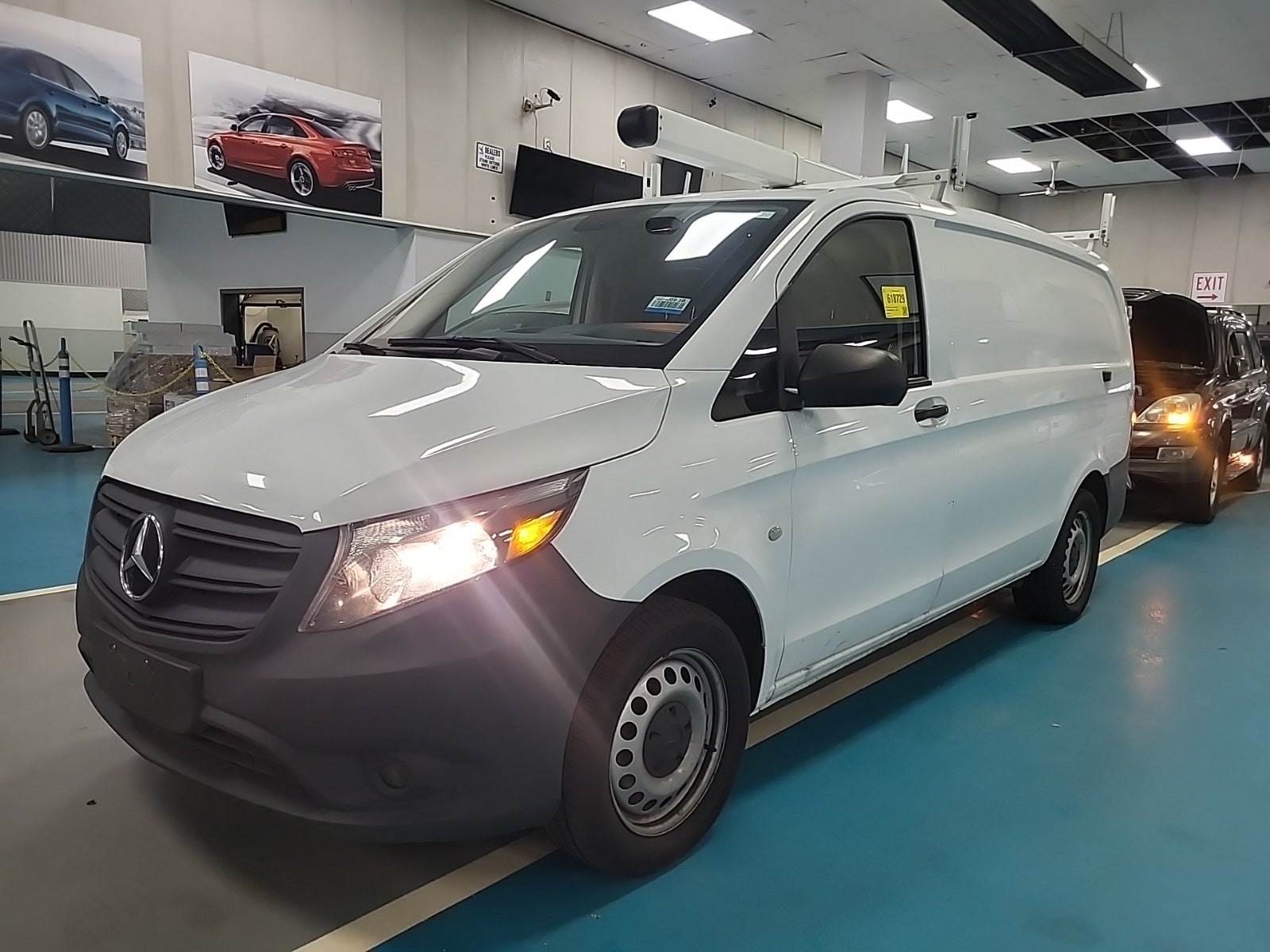 2023 Mercedes-Benz Metris 2.0l I-4 Di Dohc T/C Base Cargo Van 4d