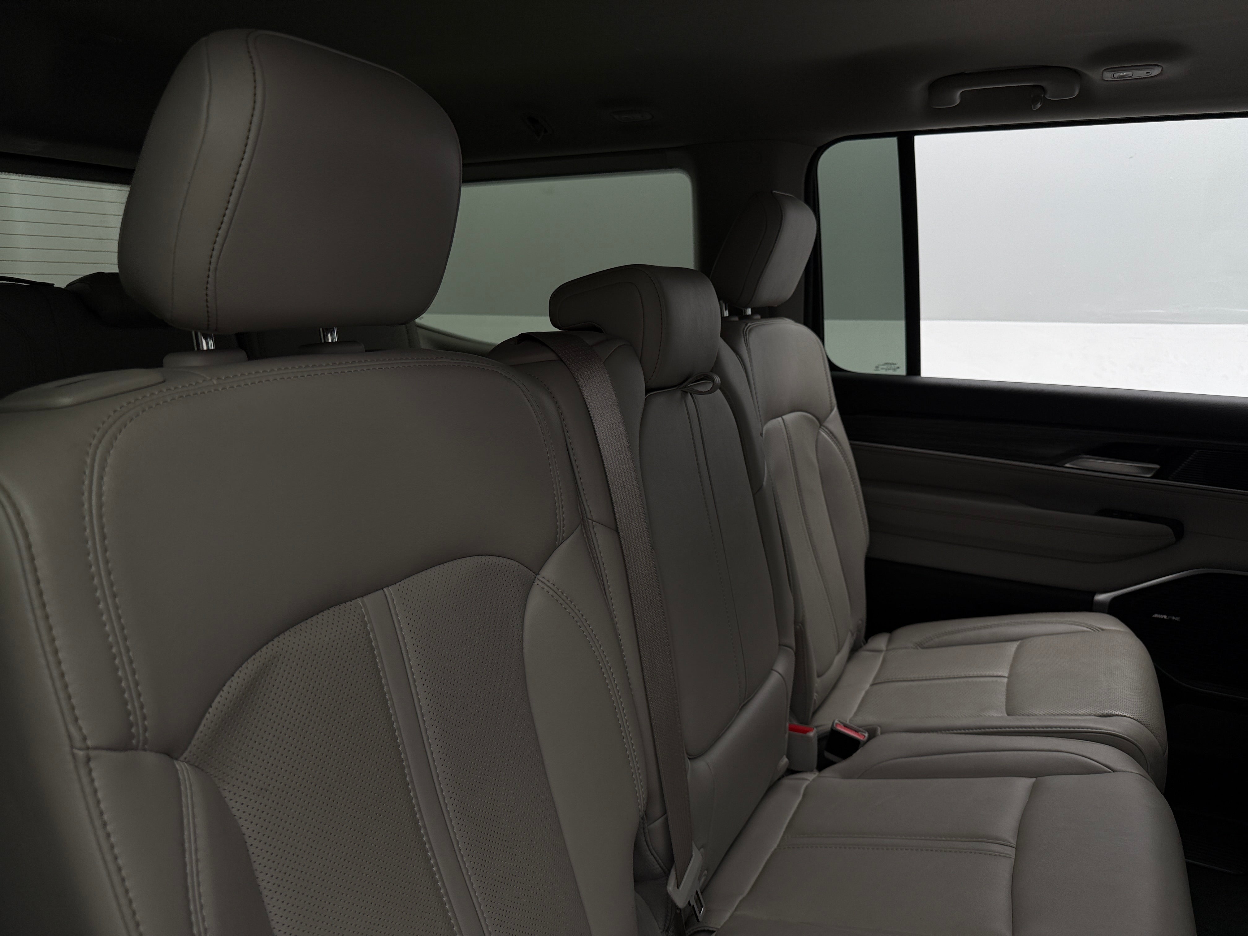 2024 Jeep Wagoneer