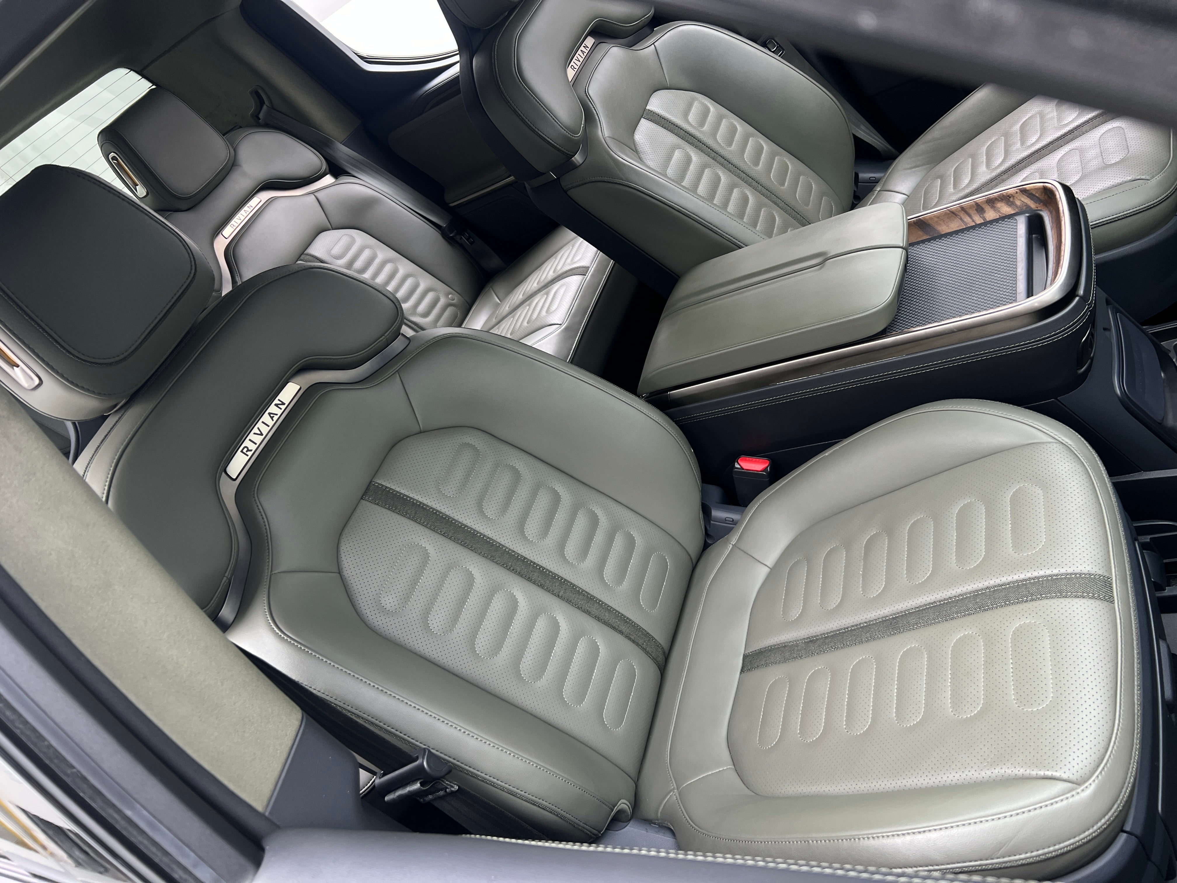 2022 Rivian R1T Launch Edition