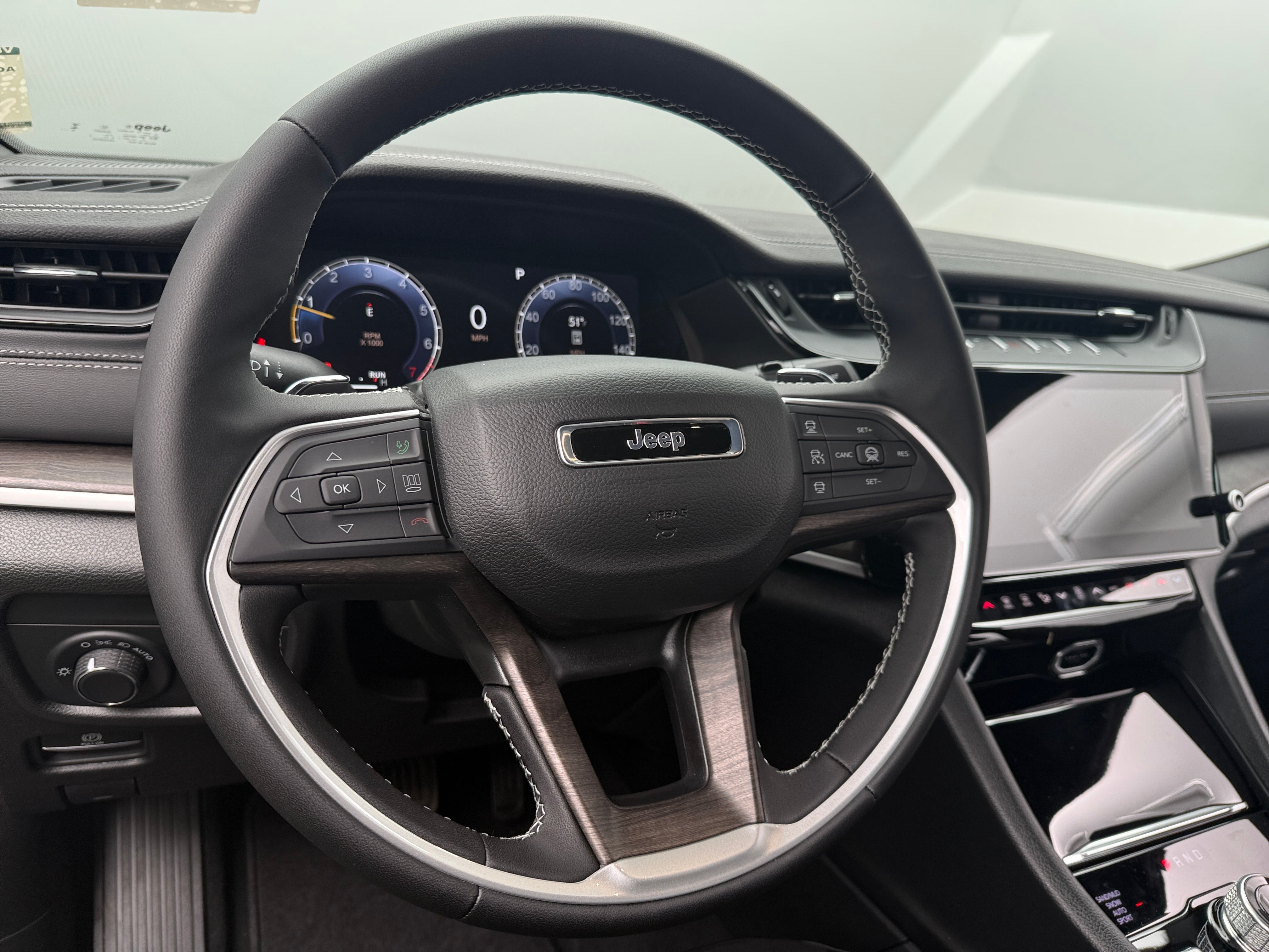 2027 Jeep Grand Cherokee L