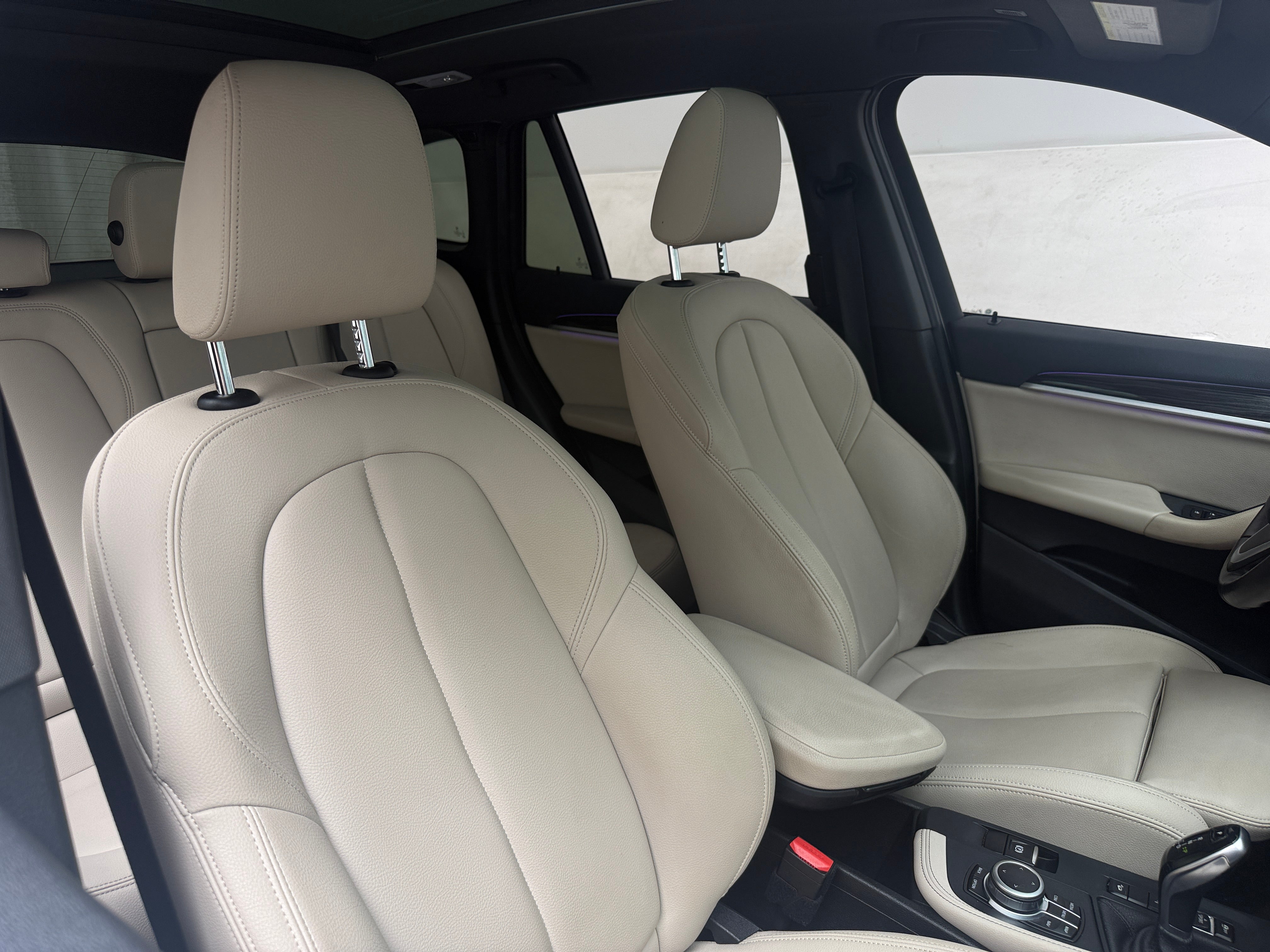 2020 BMW X1 28i