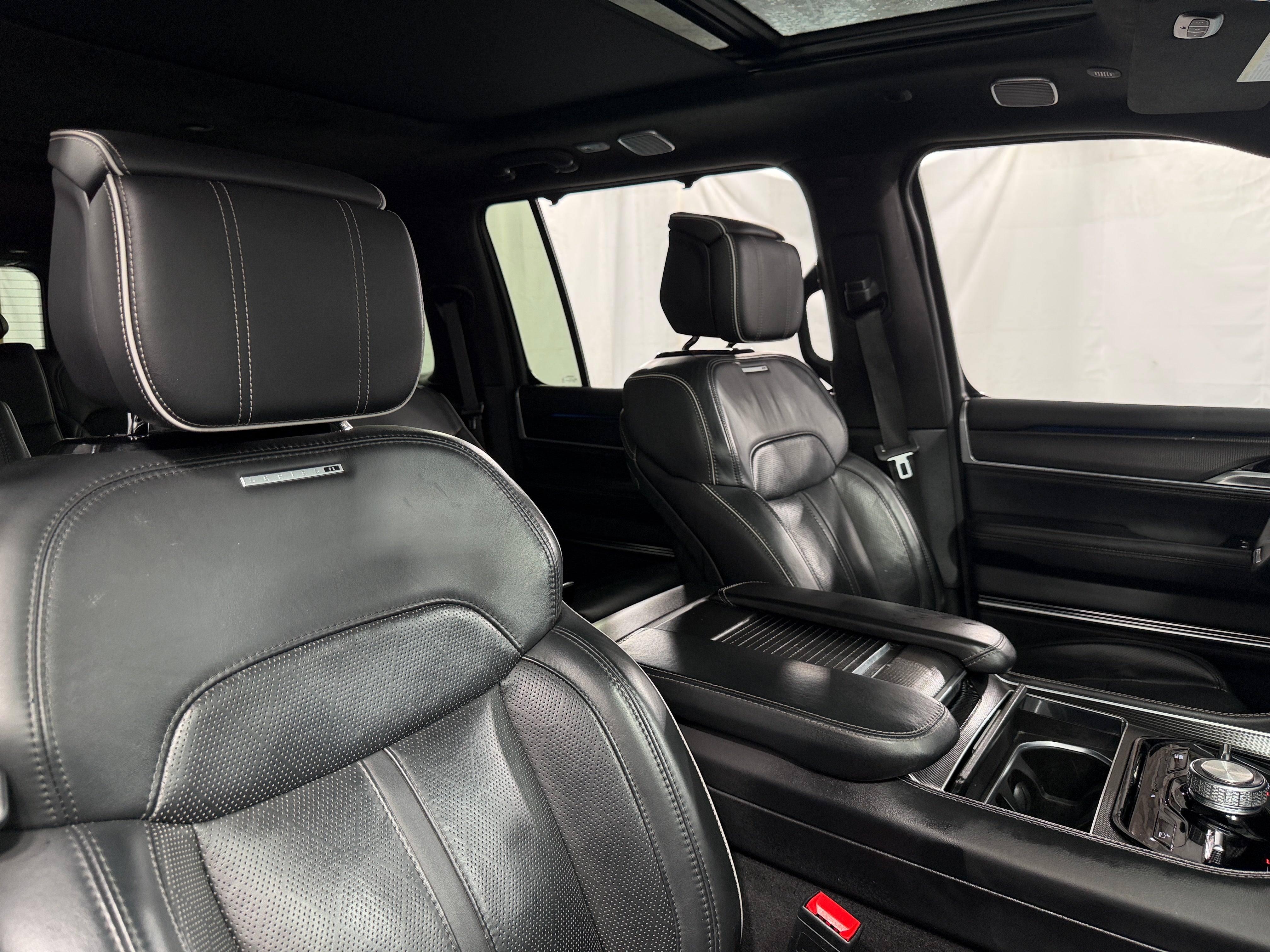 2024 Jeep Grand Wagoneer L