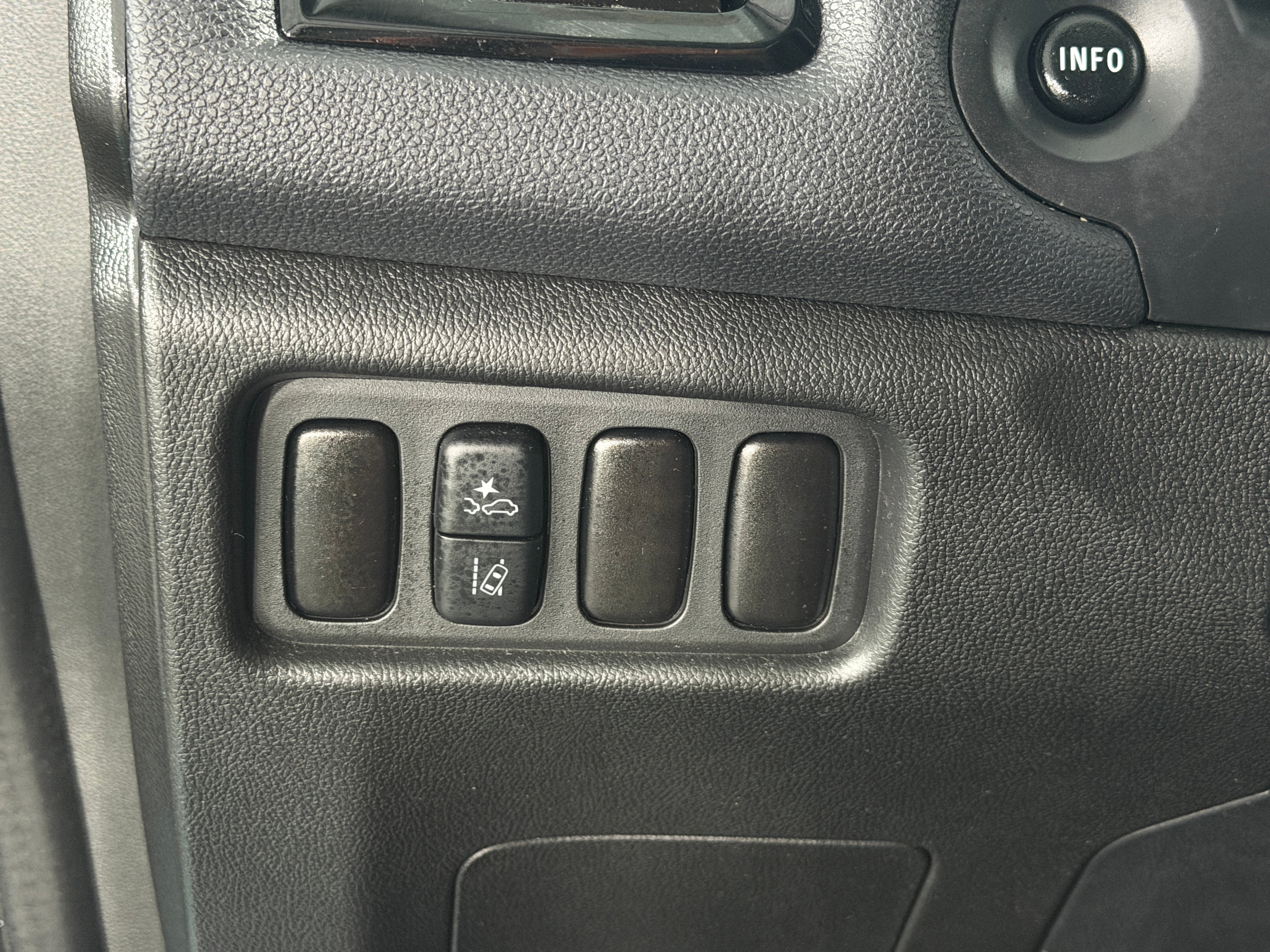2026 Mitsubishi Outlander Sport LE