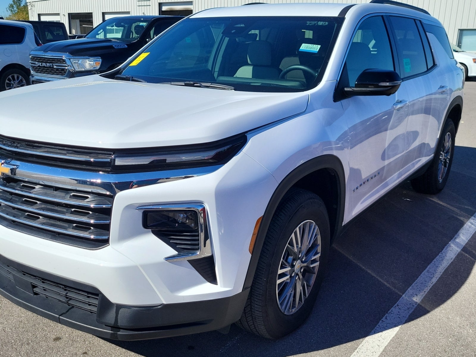 2026 Chevrolet Traverse FWD LT