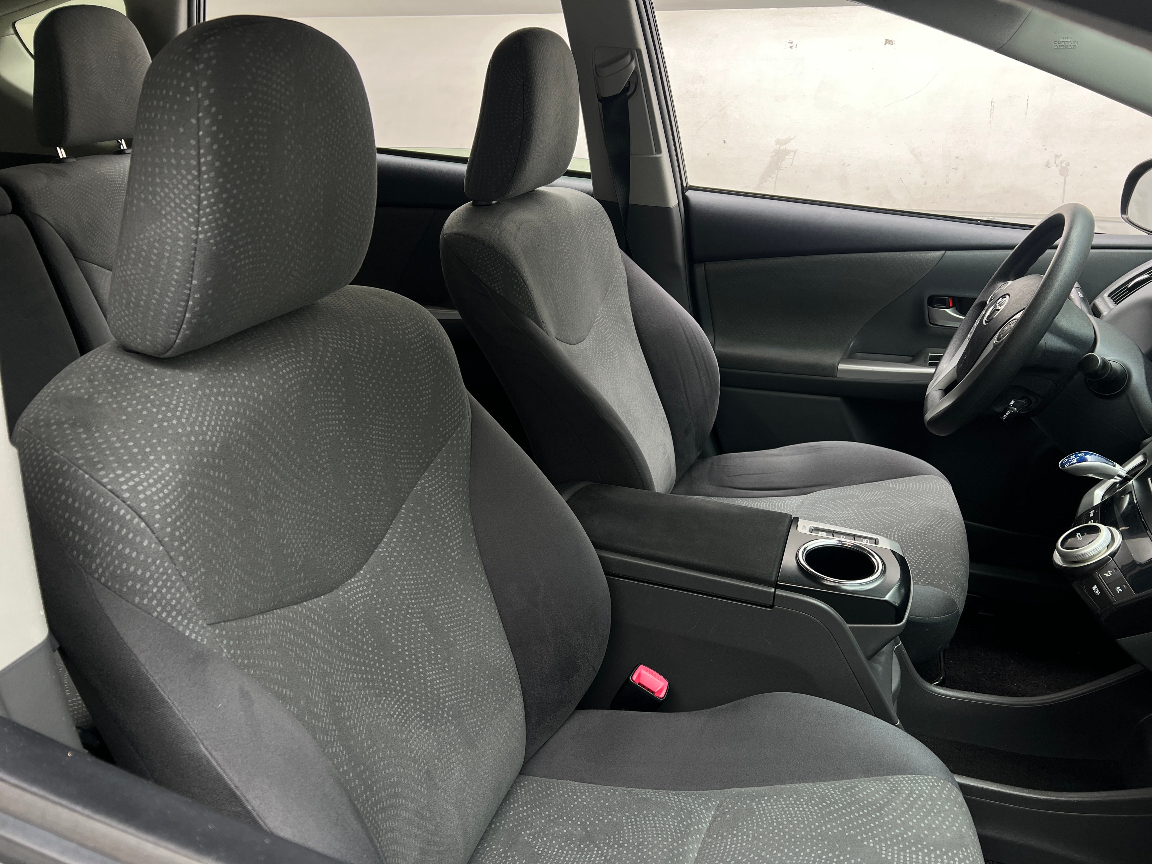 2014 Toyota Prius v