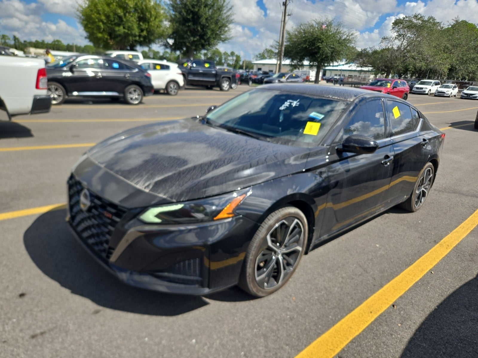 2025 Nissan Altima SR