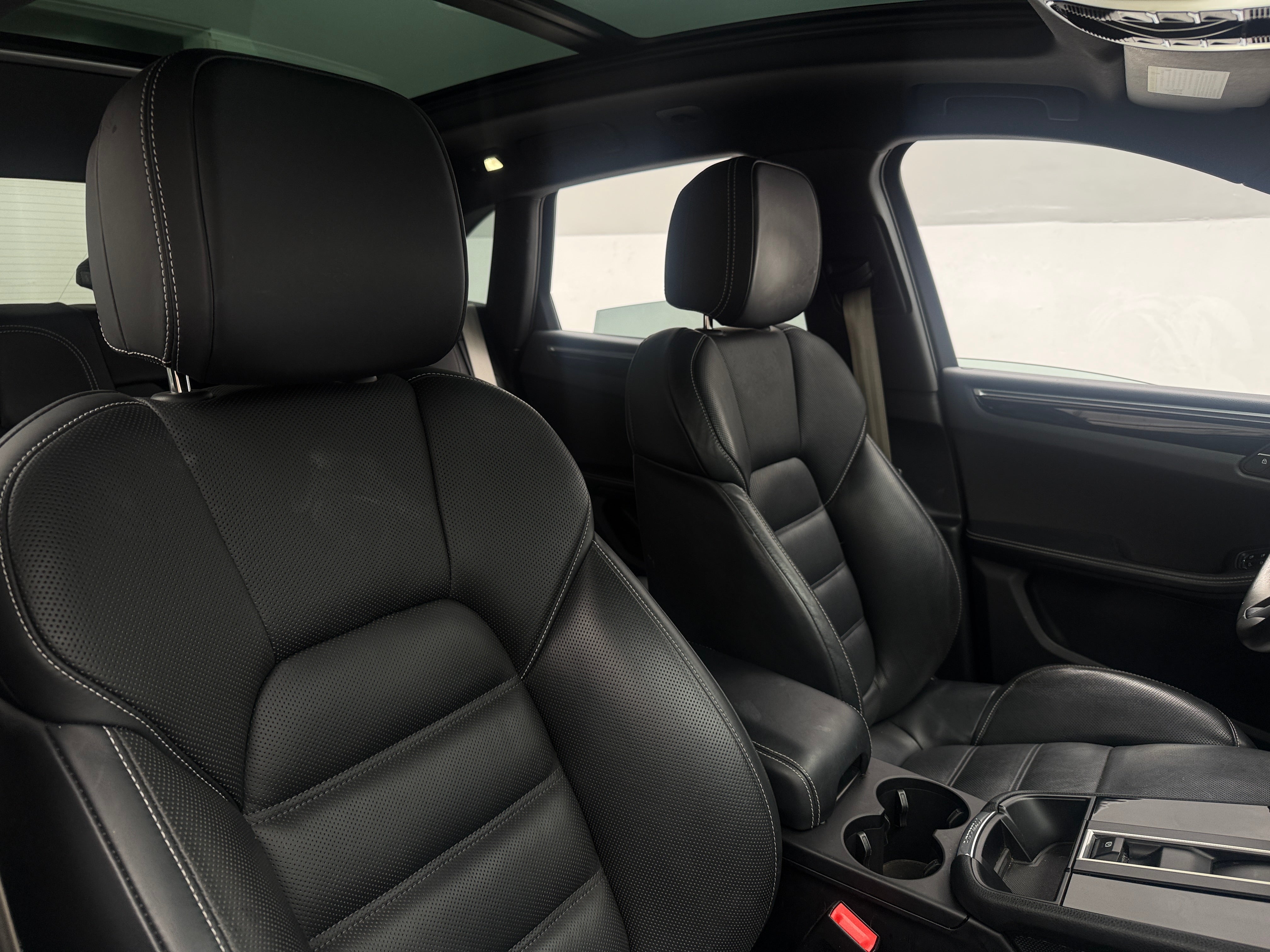 2024 Porsche Macan S