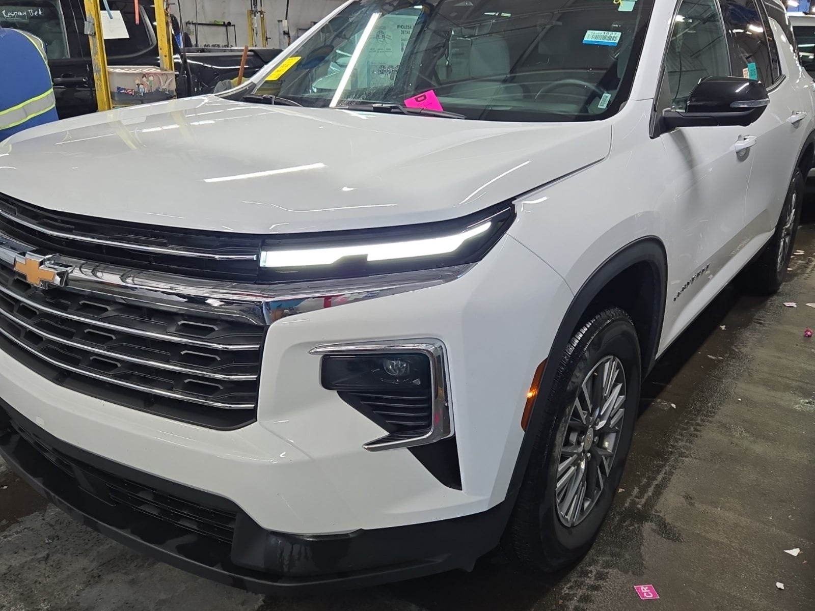 2026 Chevrolet Traverse FWD LT
