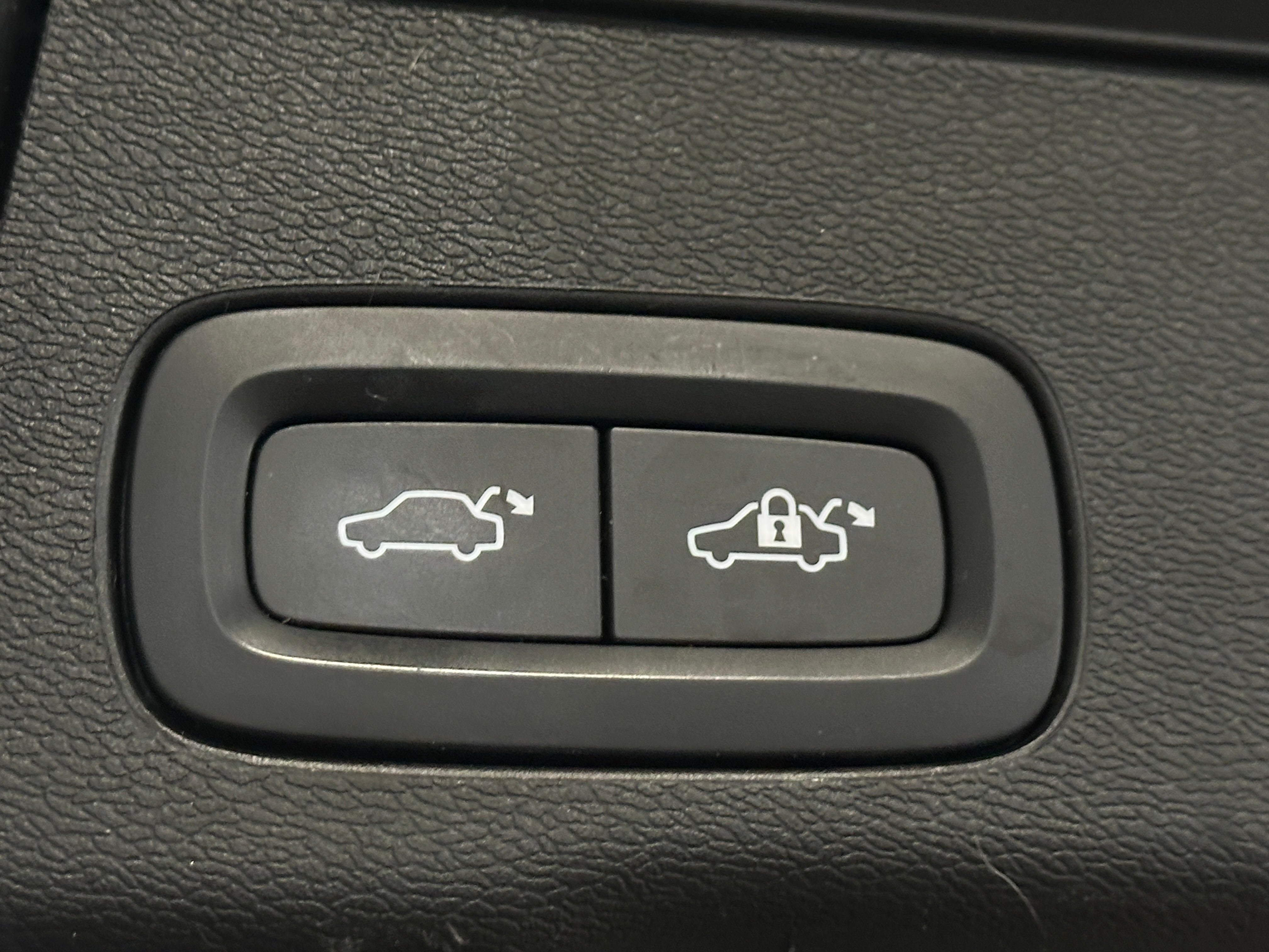 2023 Volvo XC60