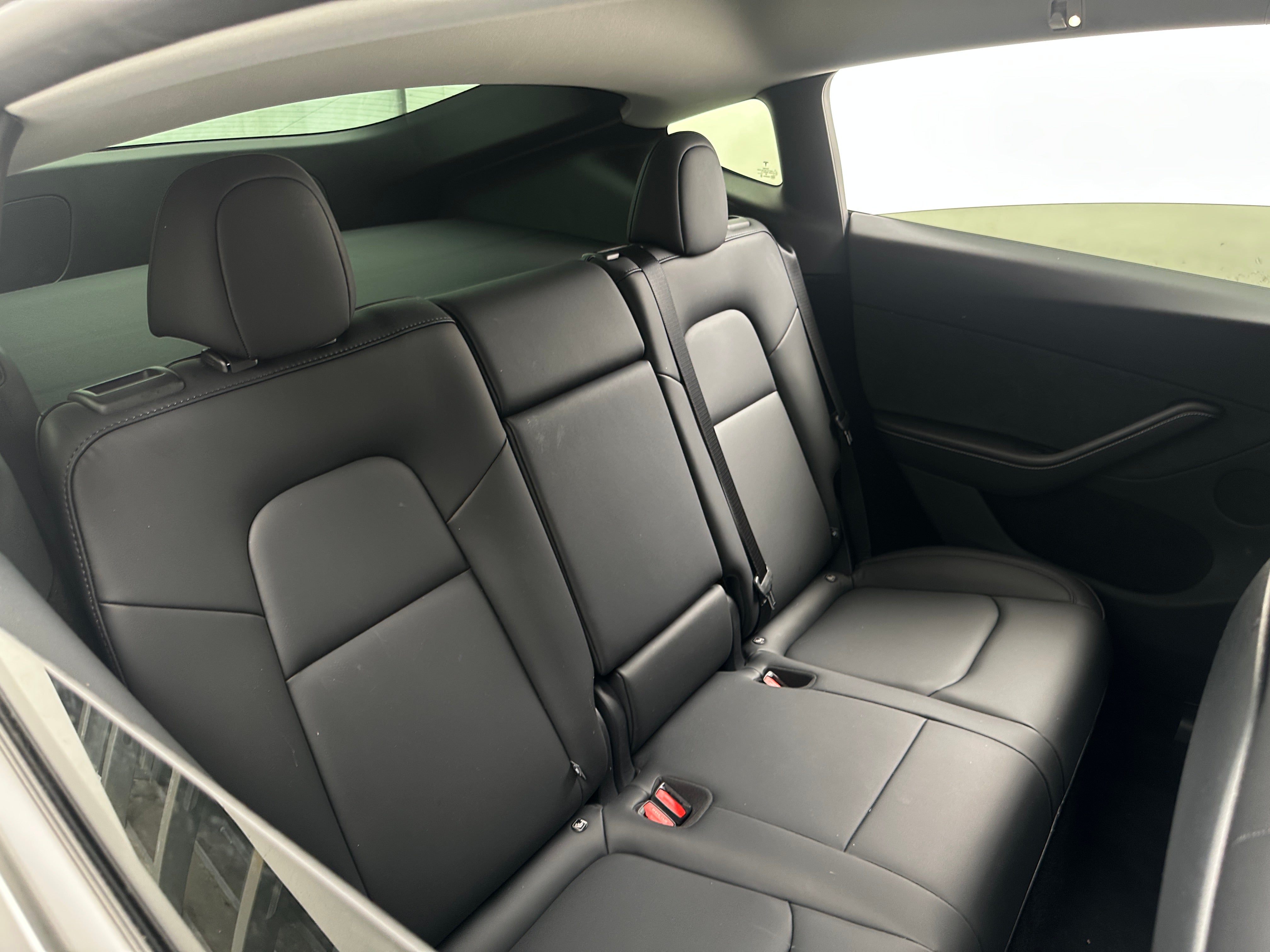 Used 2025 Tesla Model Y Long Range with VIN 7SAYGDEE8SA364360 for sale in Auburn, WA