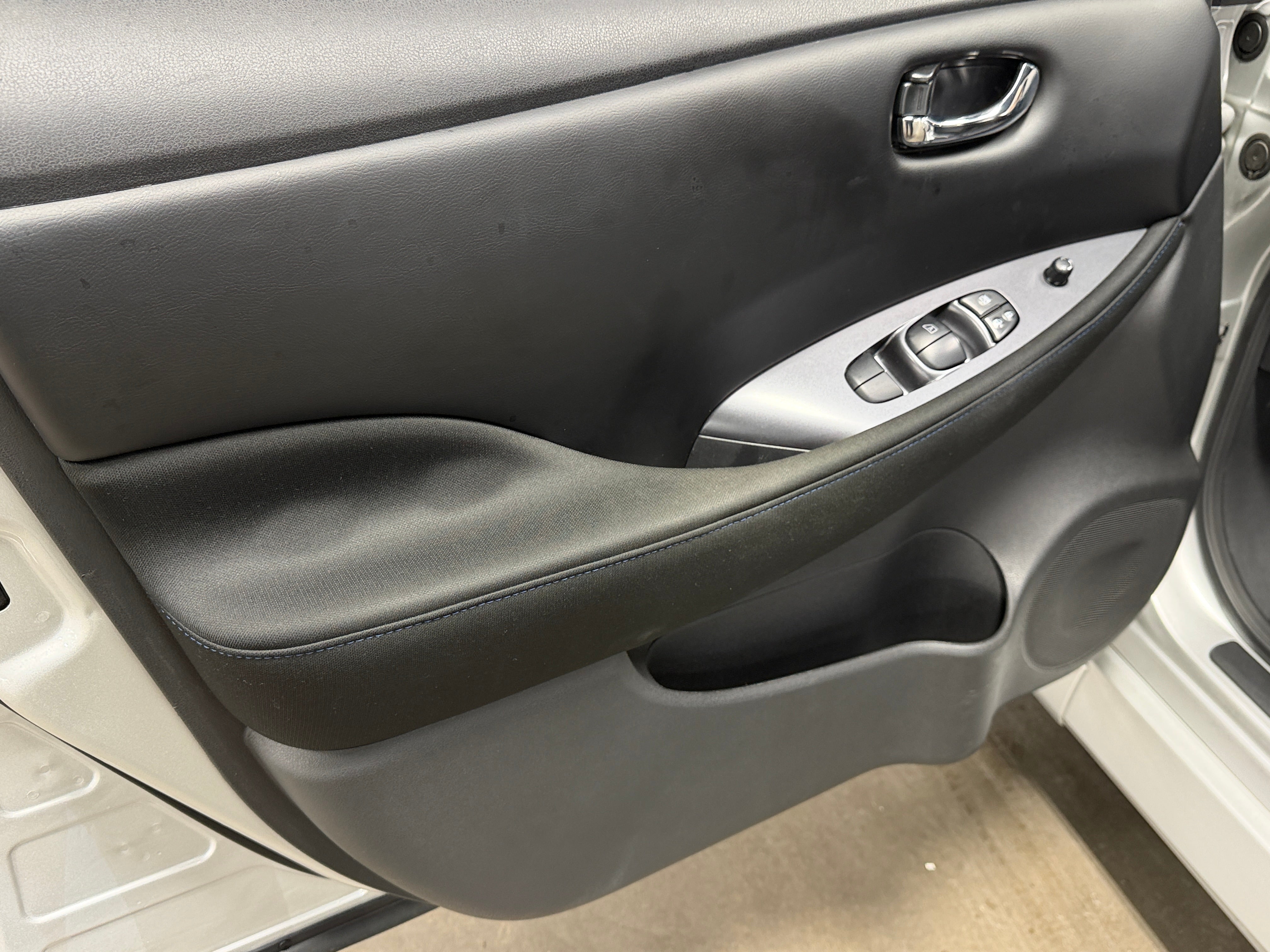 Used 2025 Nissan Leaf S with VIN 1N4AZ1BV9SC561538 for sale in Auburn, WA