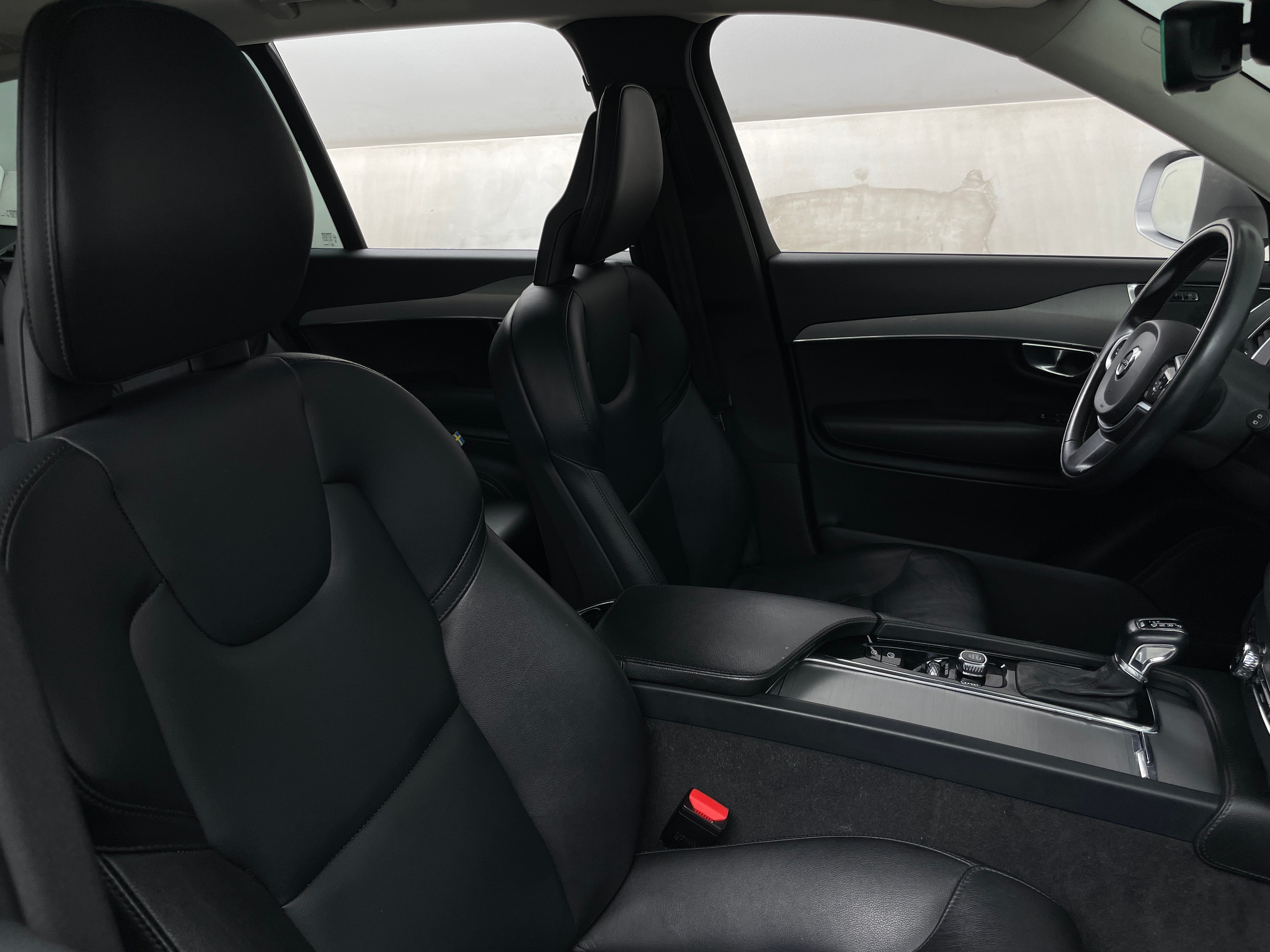 2021 Volvo XC90 Momentum