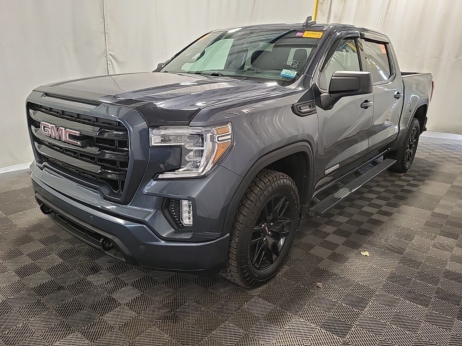 2021 GMC Sierra 1500 4WD Crew Cab 147" Elevation