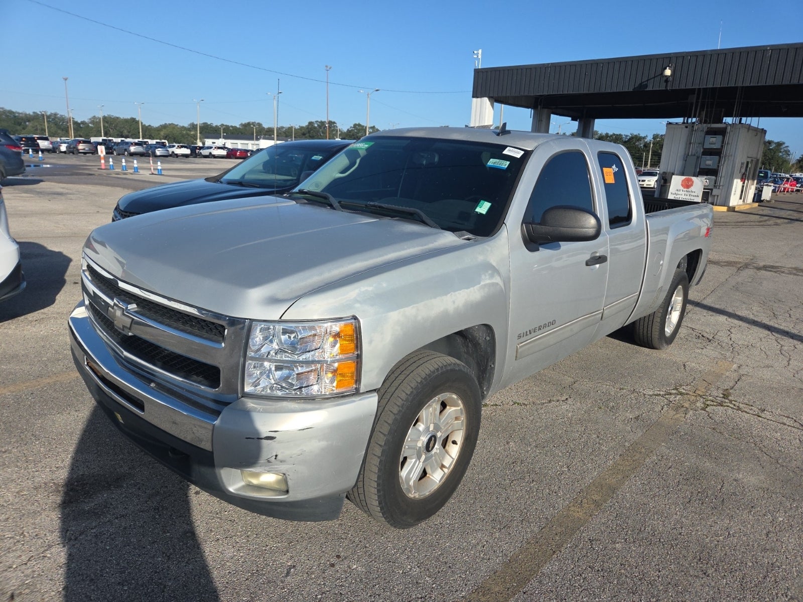 2011 Chevrolet Silverado 1500 4WD Ext Cab 143.5" LT