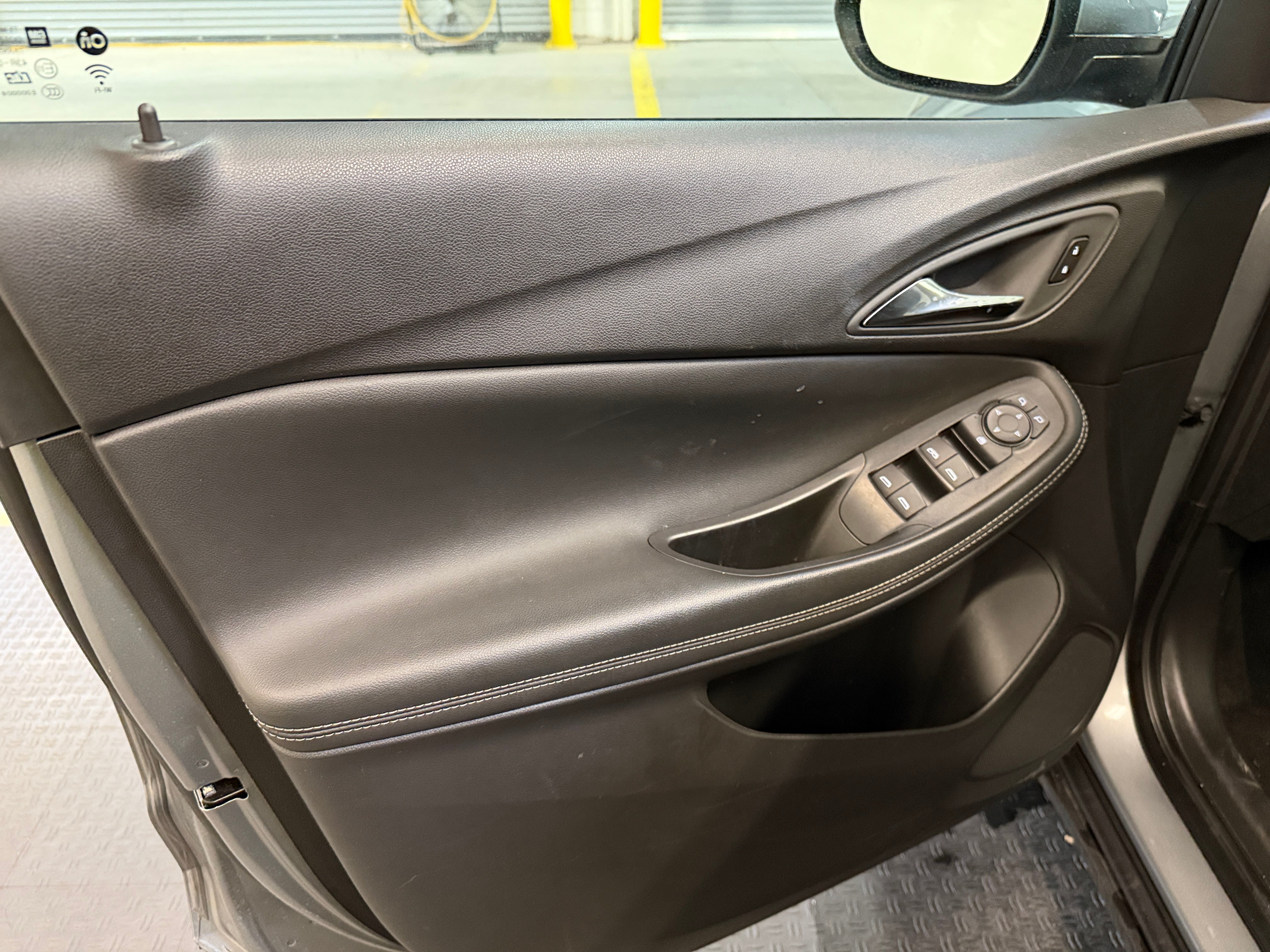 2025 Buick Encore GX Preferred - Photo 17