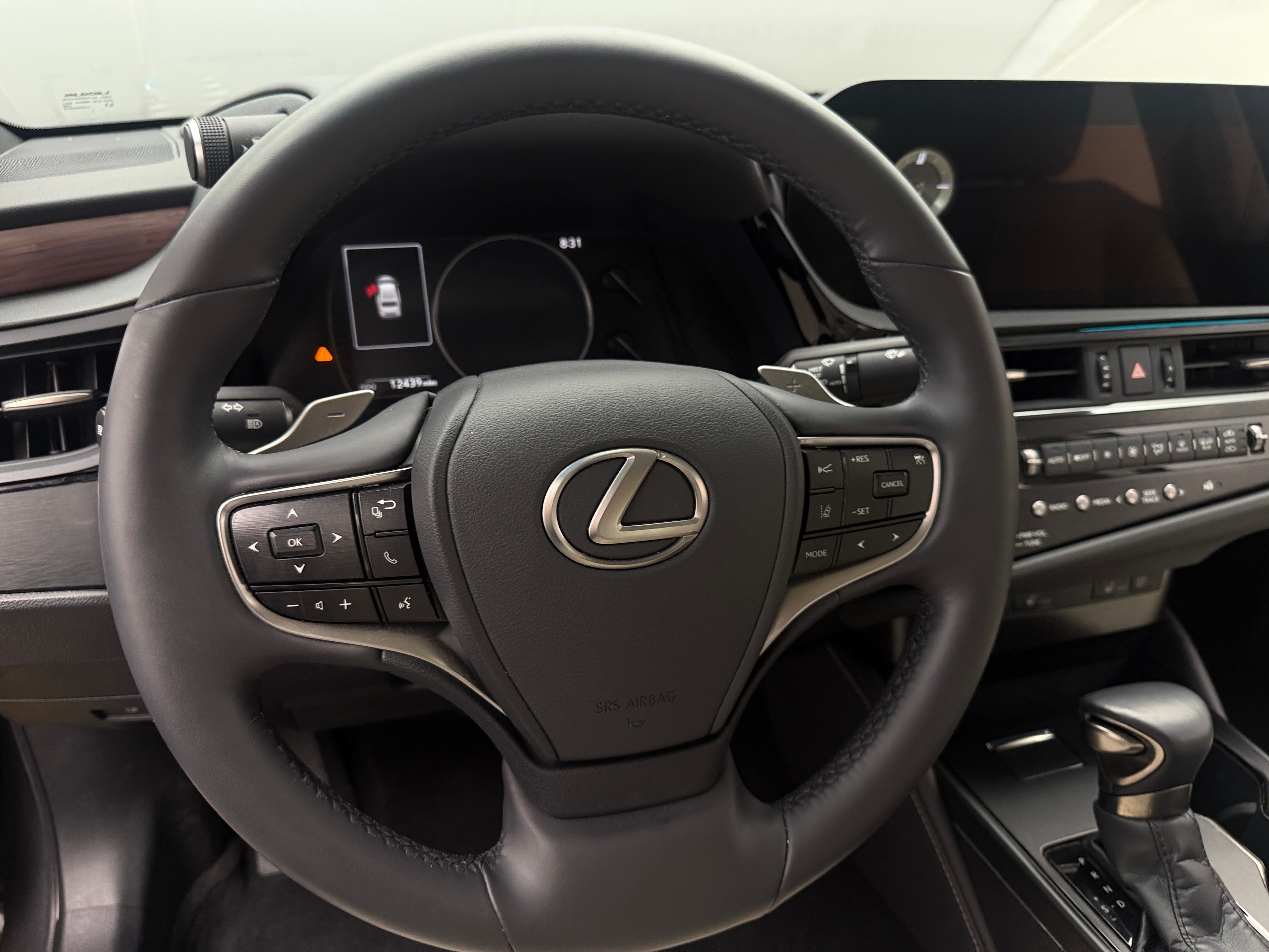 2023 Lexus ES