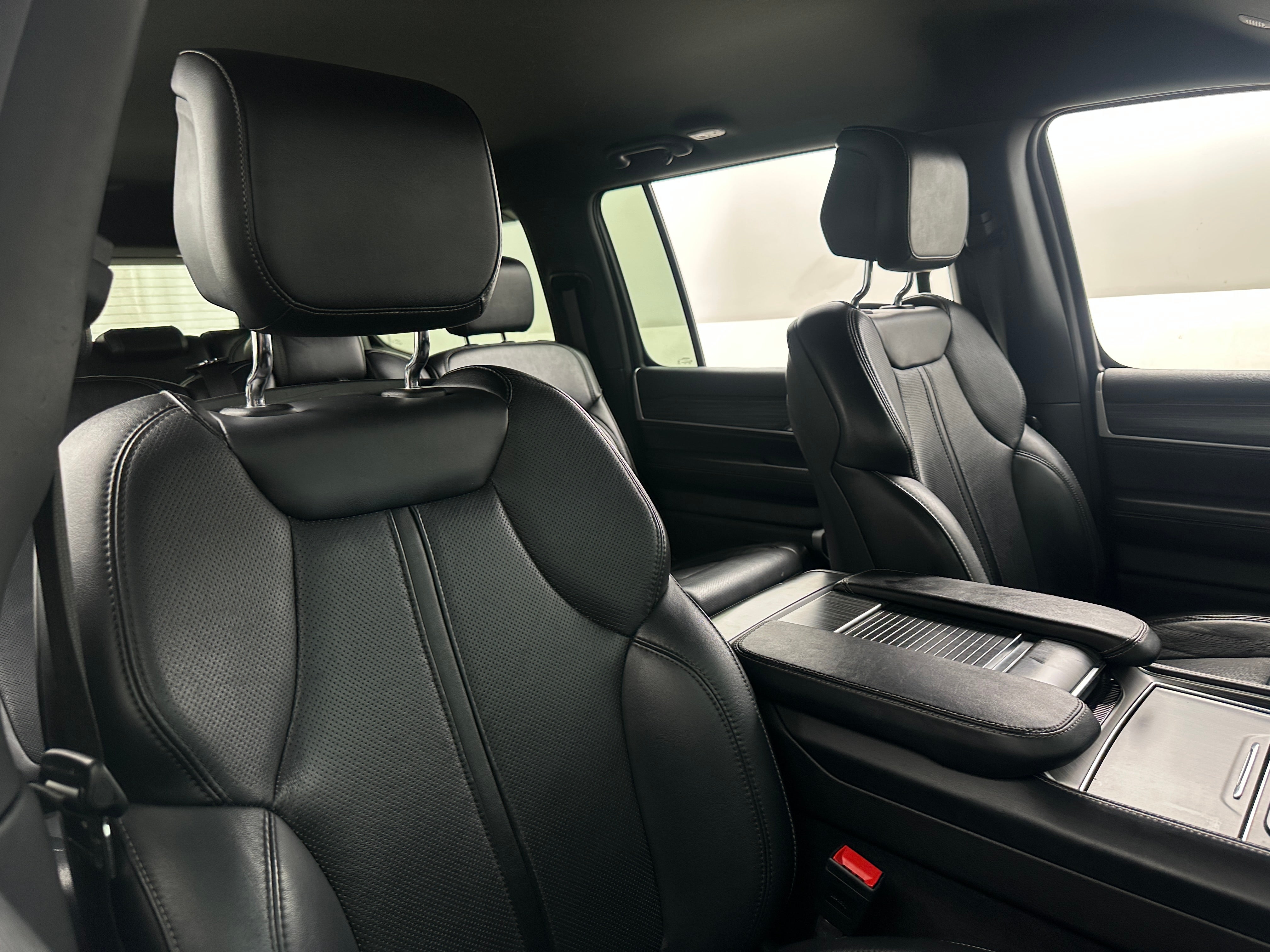 2024 Jeep Wagoneer