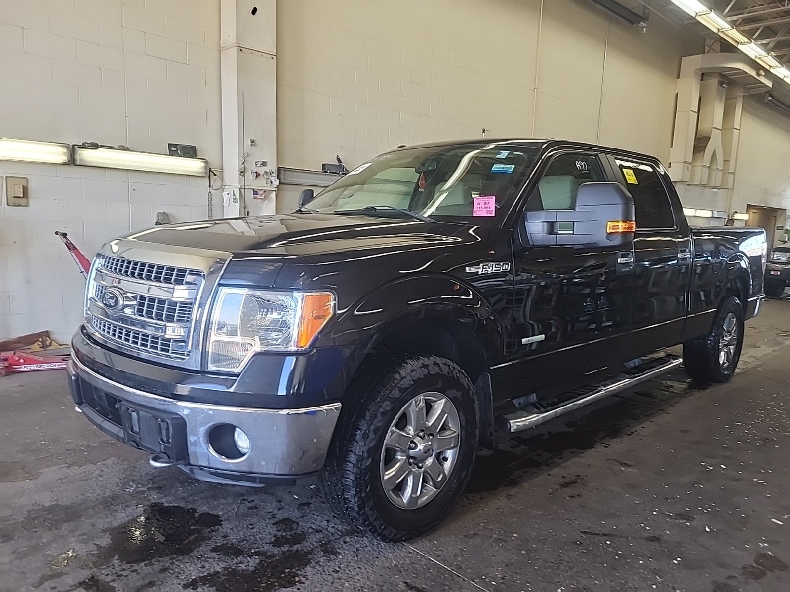 2014 Ford F-150 4WD Supercrew 145" XLT