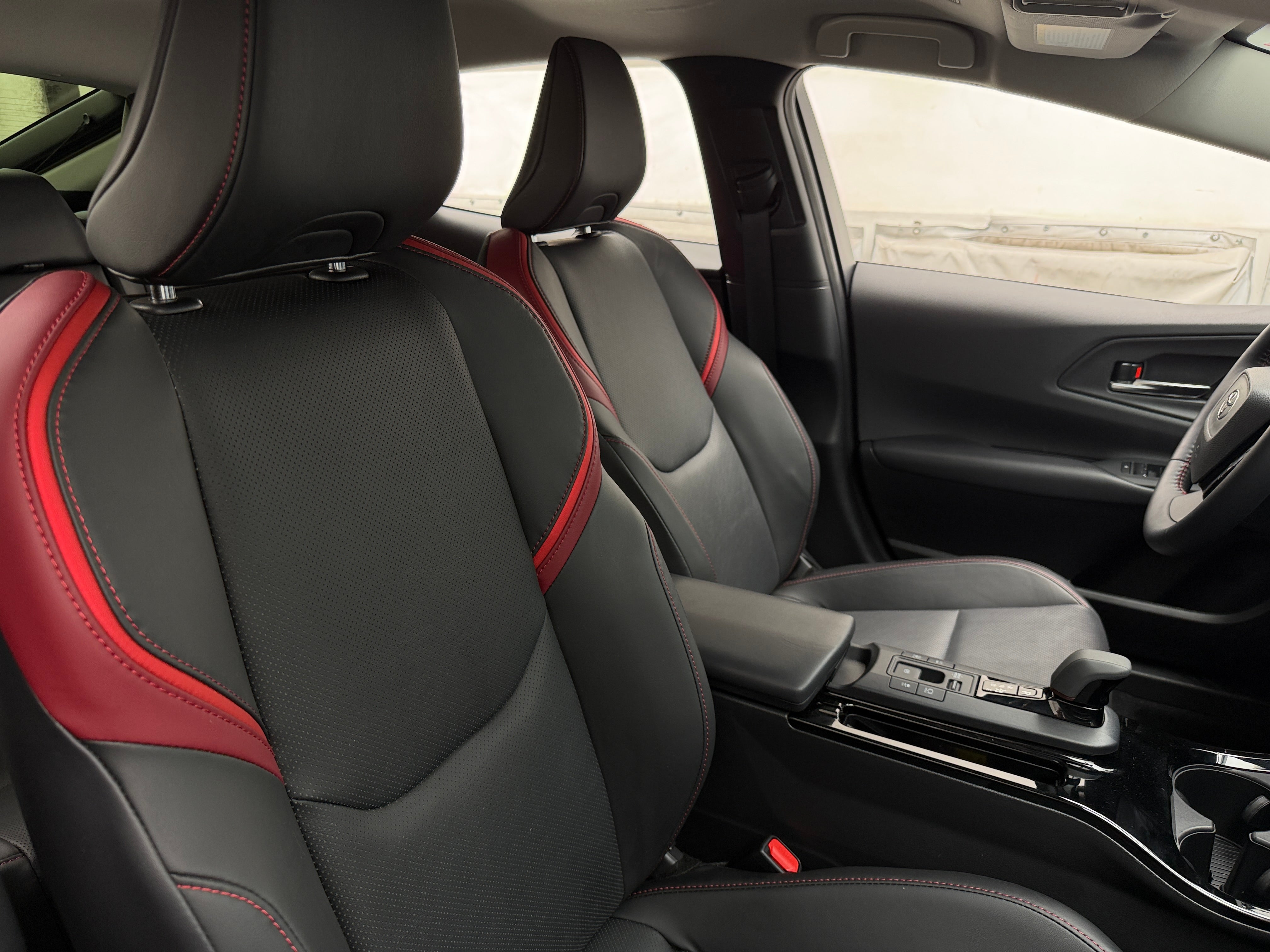 2025 Toyota Prius XSE Premium
