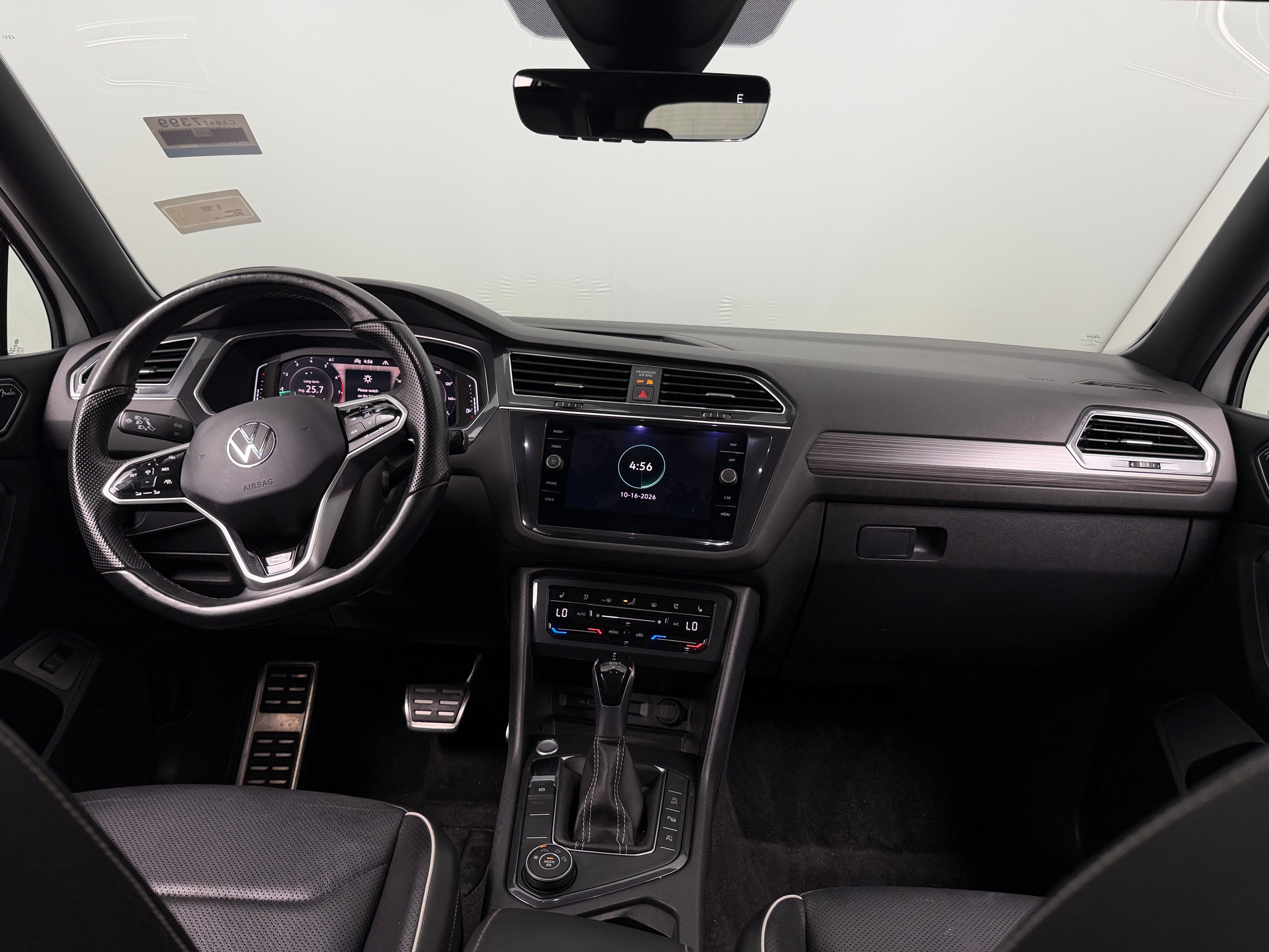 2022 Volkswagen Tiguan SEL R-LINE