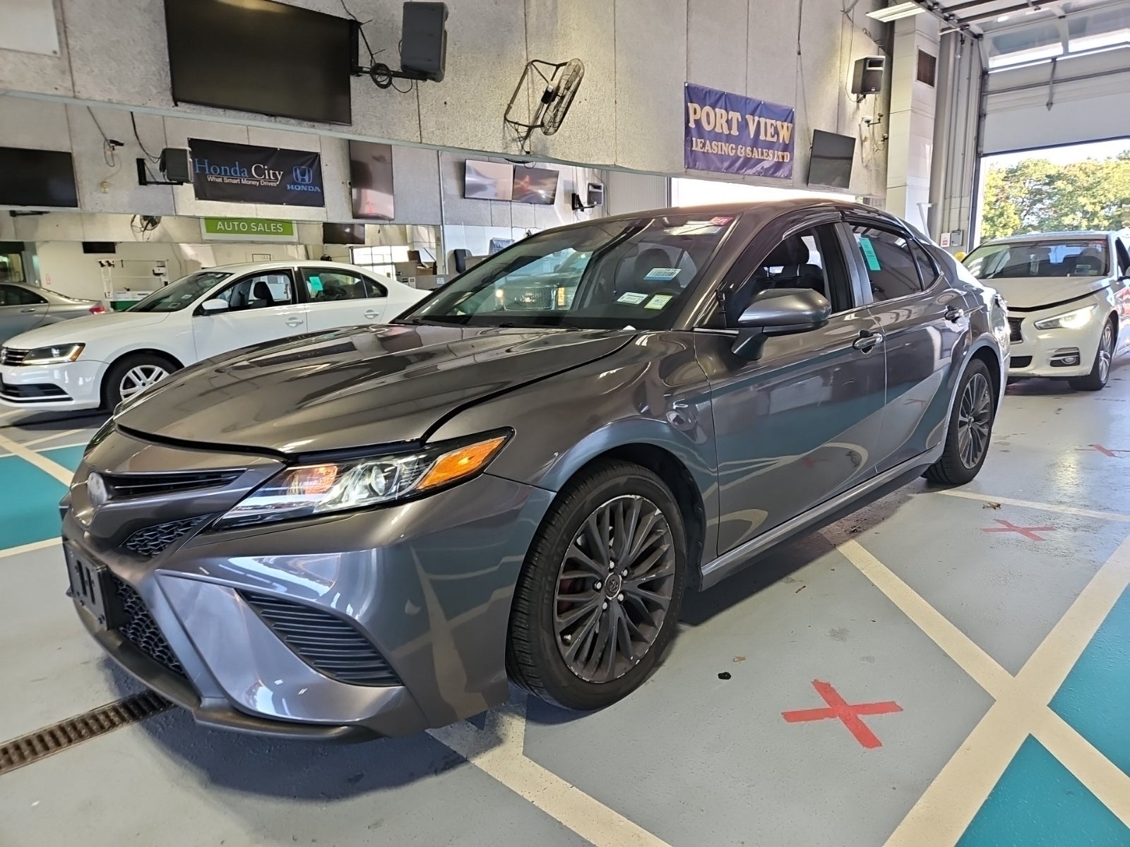 2018 Toyota Camry SE
