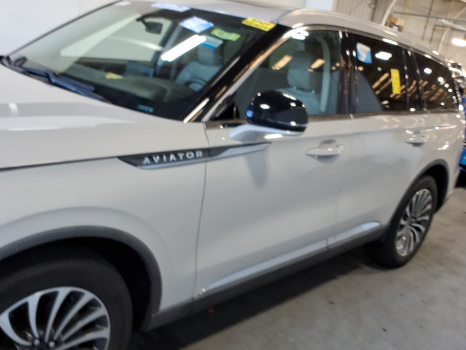 2022 Lincoln Aviator Standard