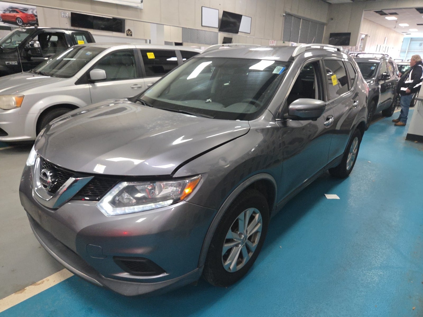 2016 Nissan Rogue SV