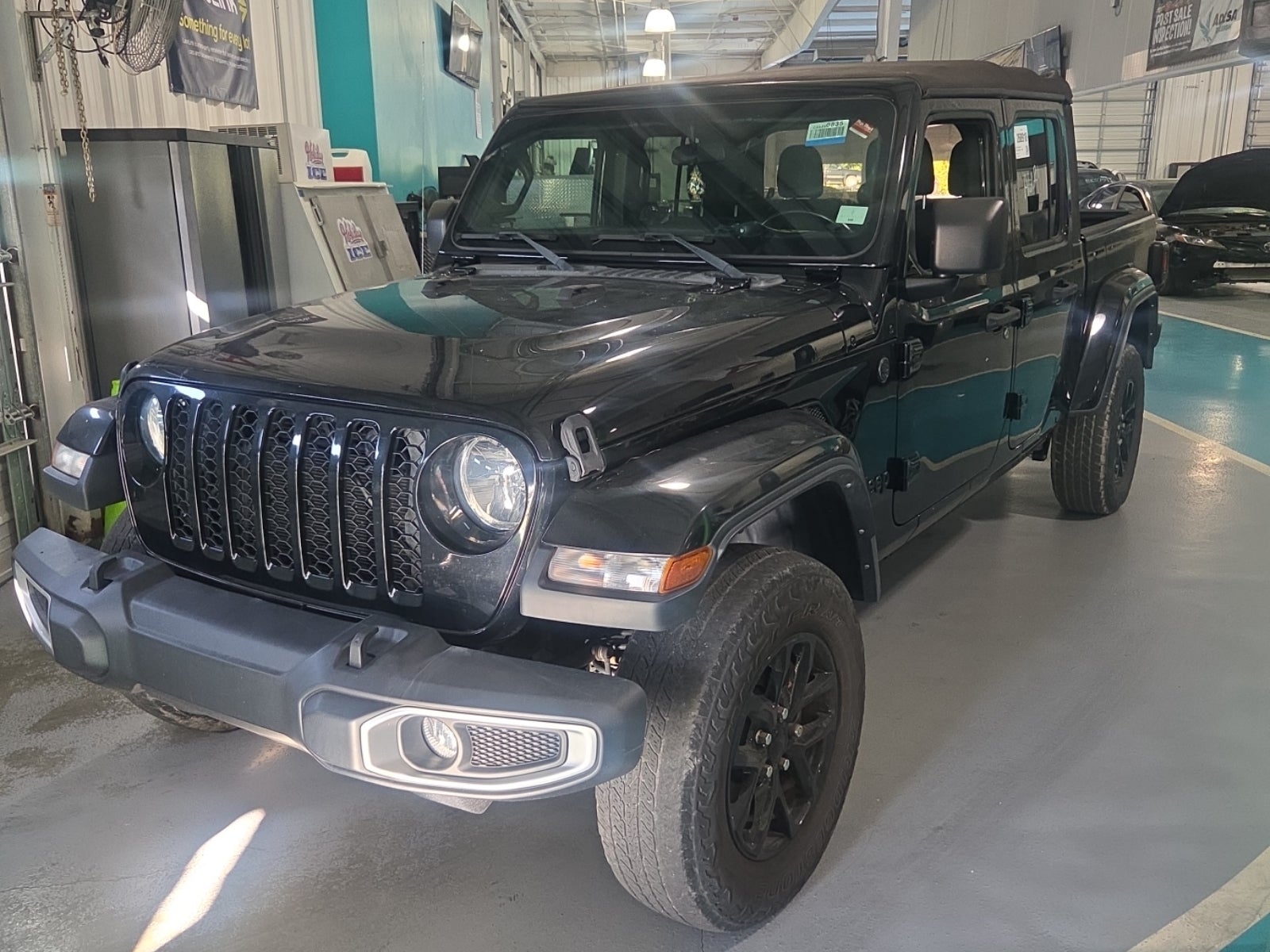 2022 Jeep Gladiator Sport S 4x4