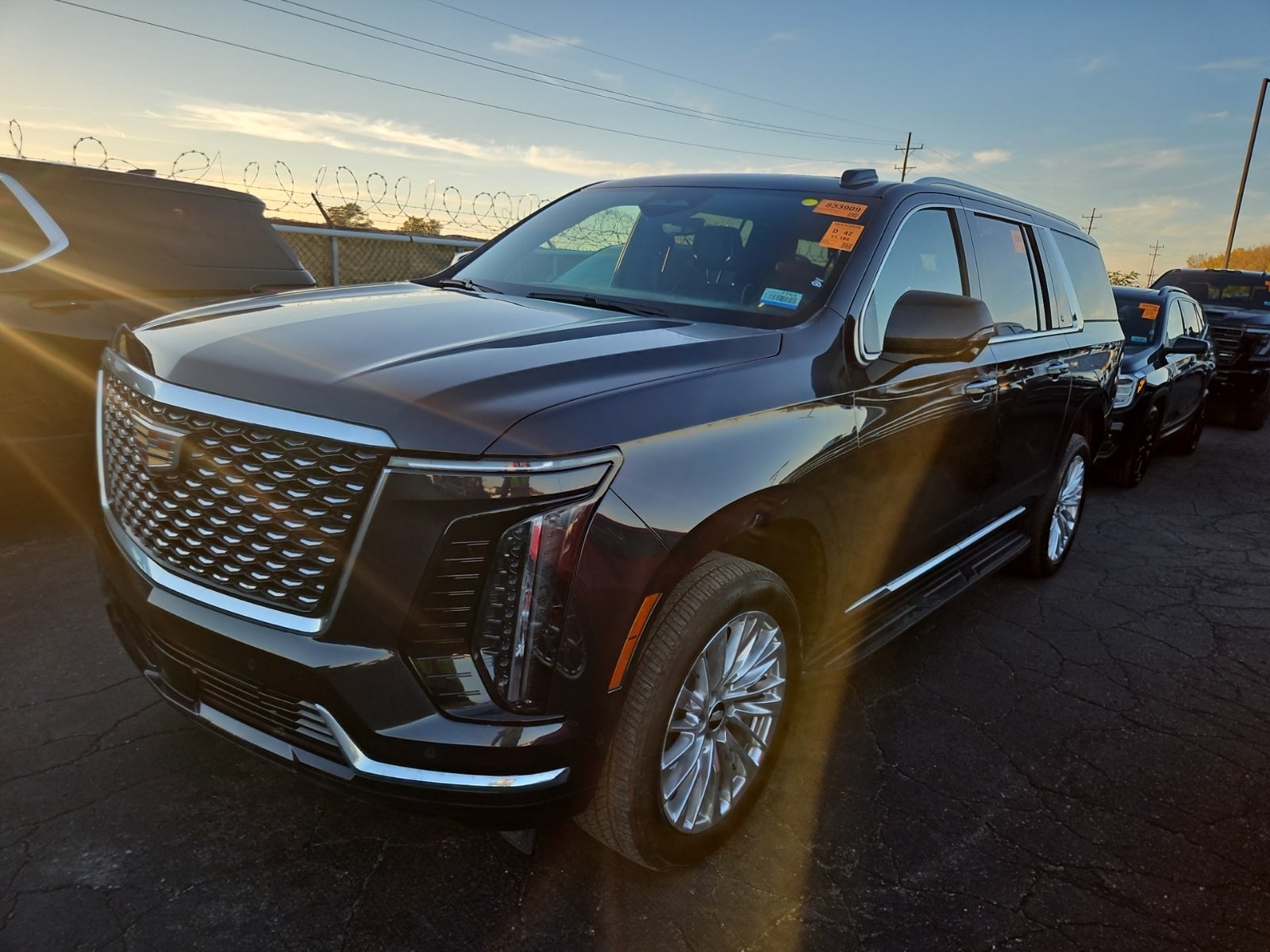 2025 Cadillac Escalade Esv 4WD Premium Luxury