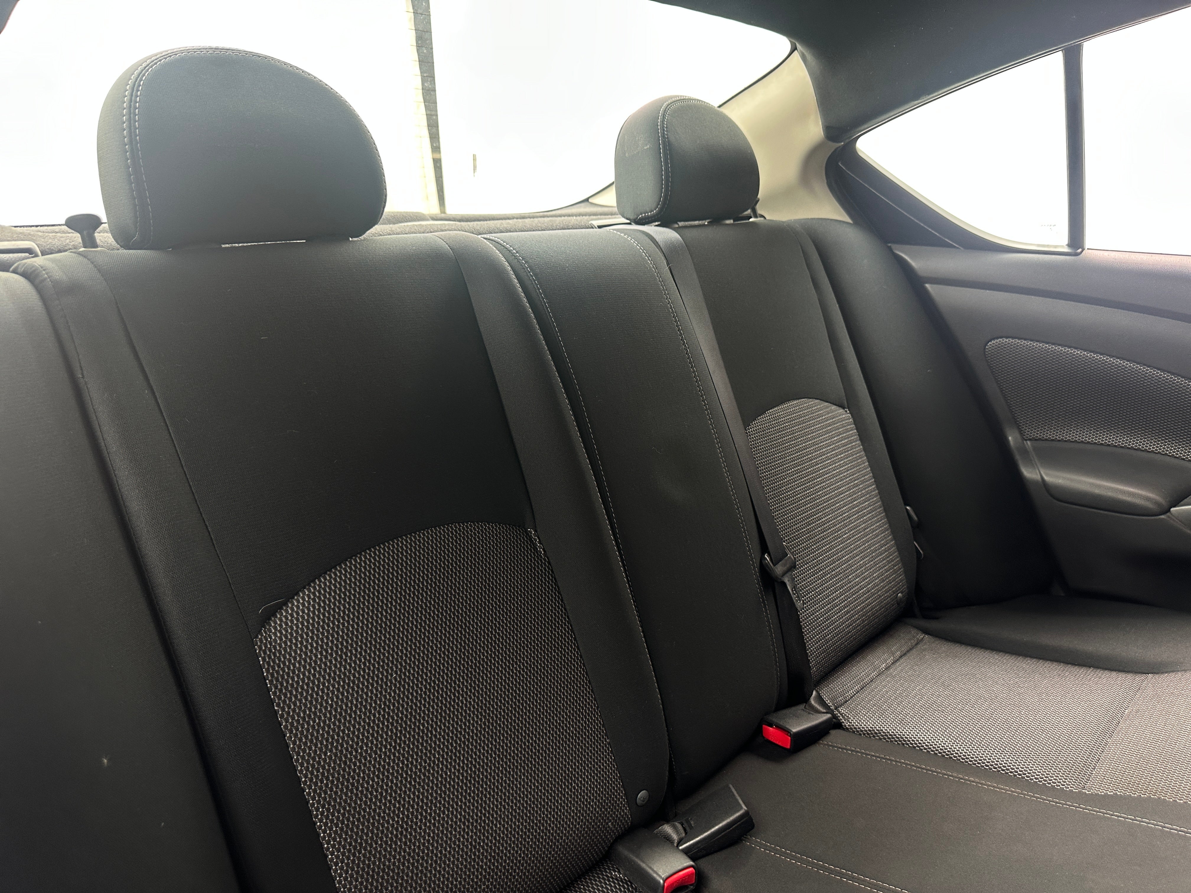 Used 2017 Nissan Versa Sedan SV with VIN 3N1CN7AP4HL809070 for sale in Pewaukee, WI