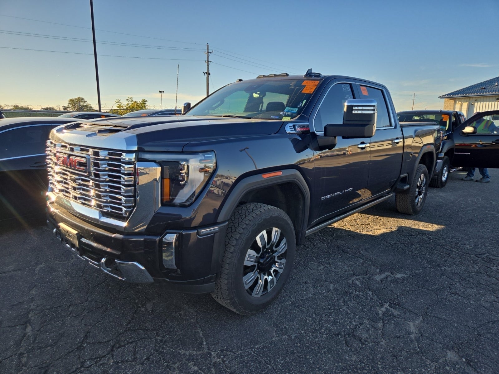 2025 GMC Sierra 2500HD 4WD Crew Cab 159" Denali