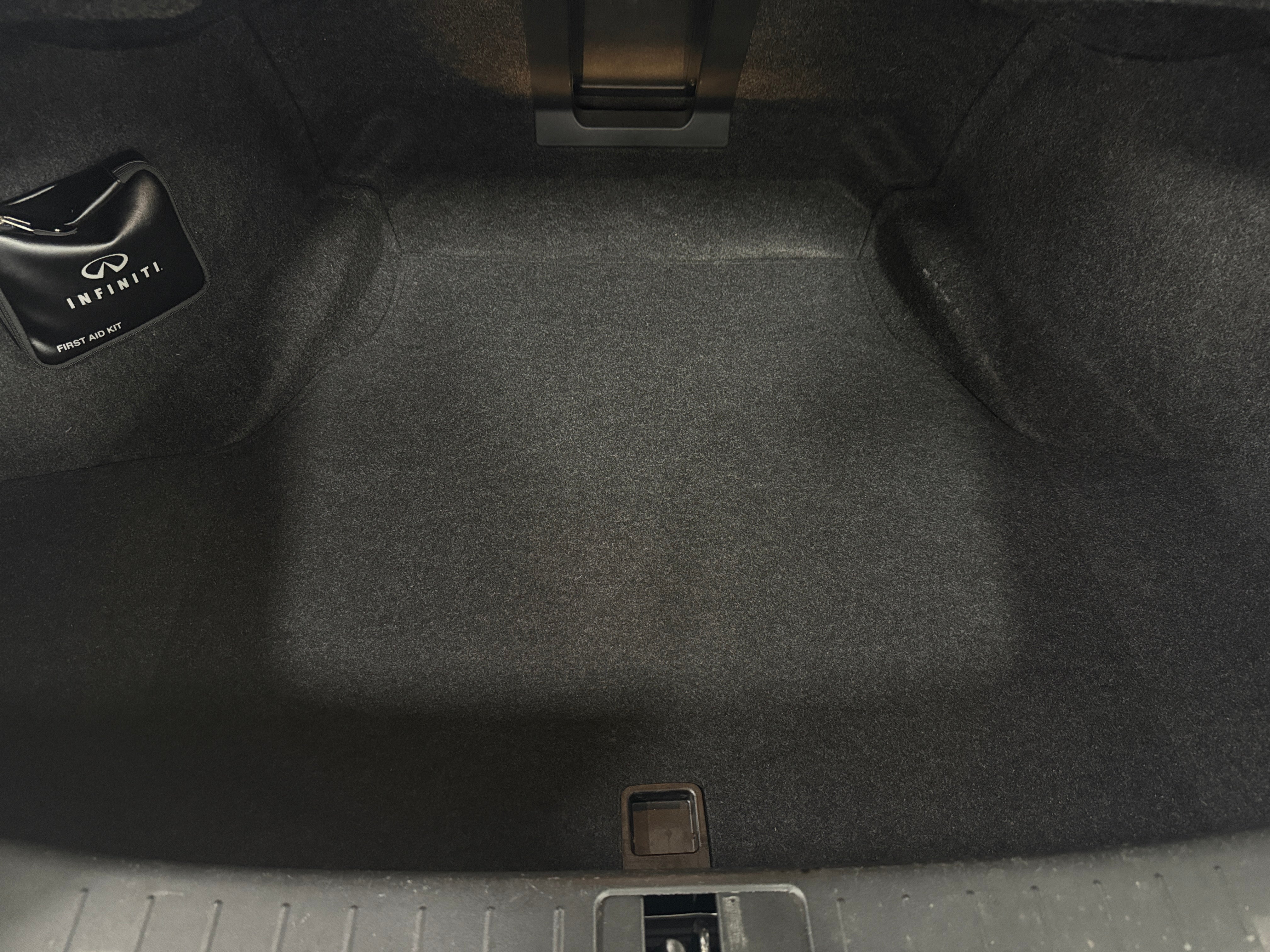 2013 INFINITI M 37