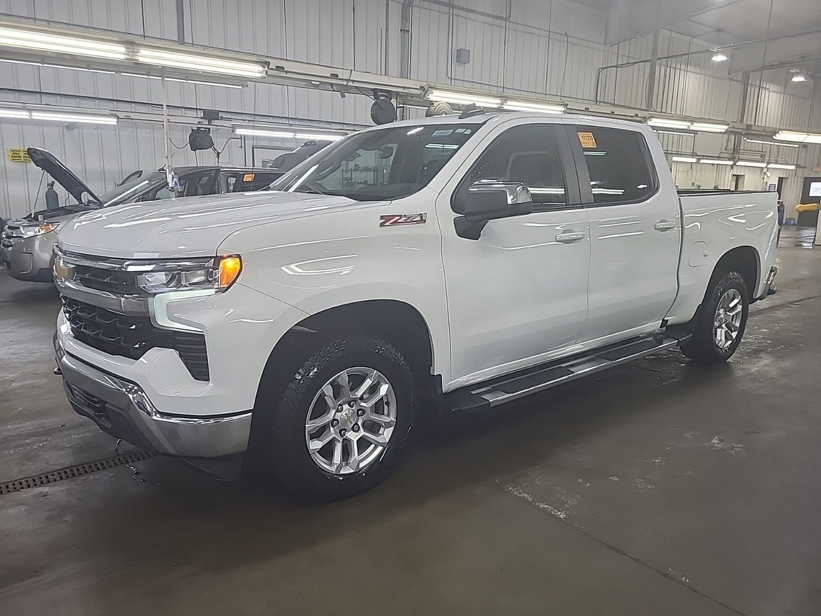 2025 Chevrolet Silverado 1500 4WD Crew Cab 147" LT W/1lt