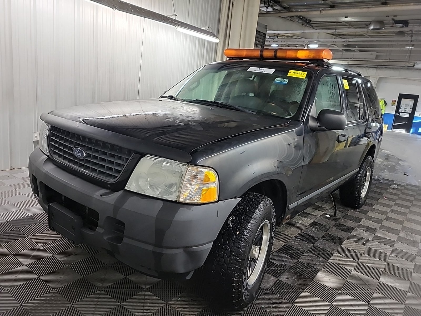 2004 Ford Explorer XLS