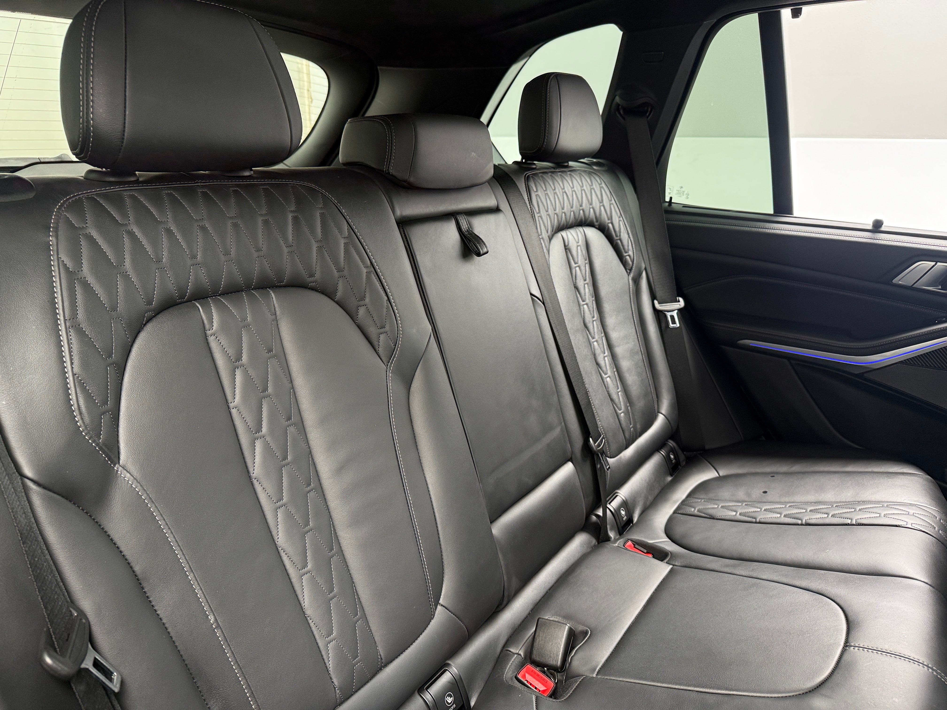2023 BMW X5 M50i