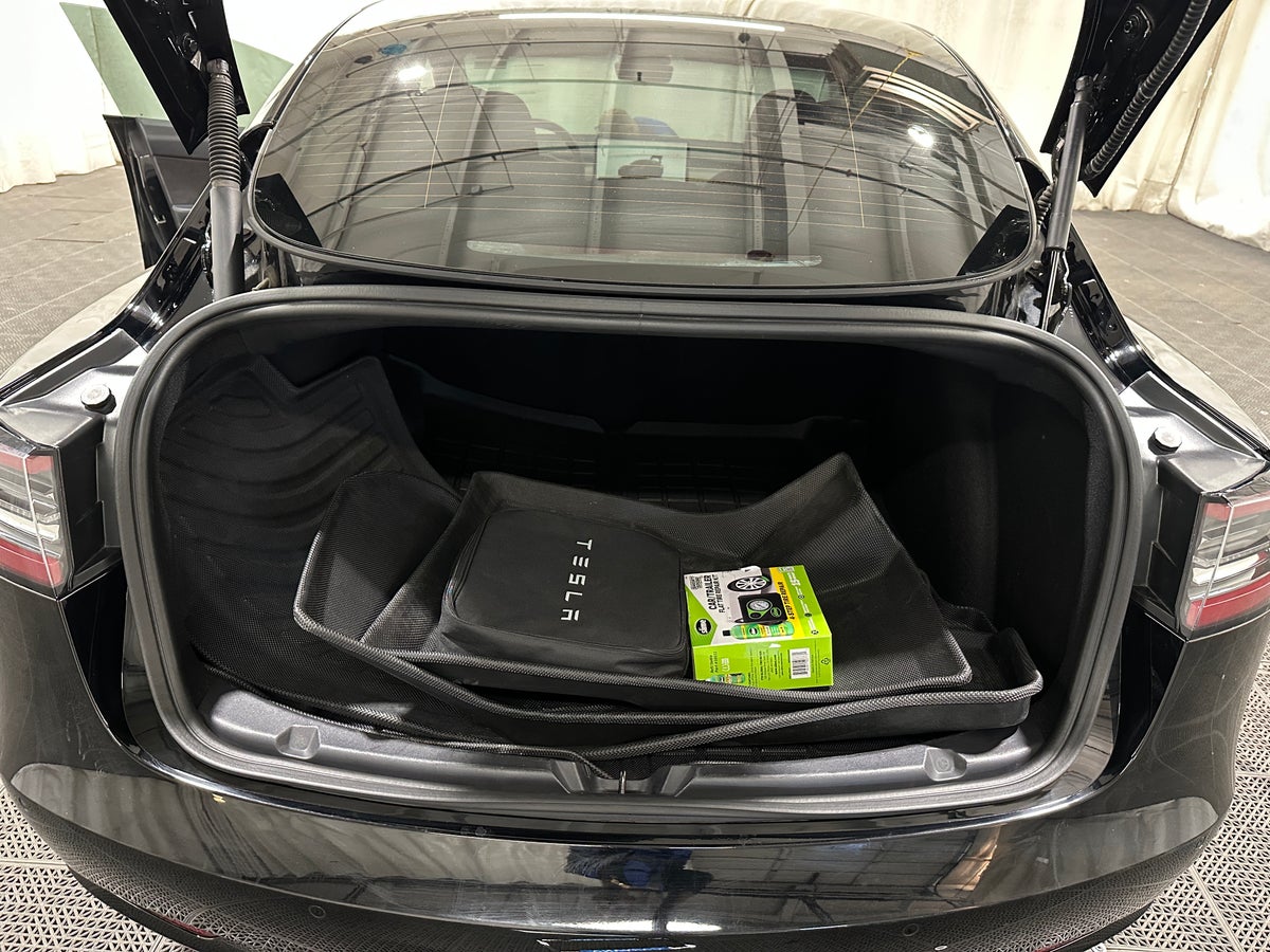 2022 Tesla Model 3 Rear-Wheel Drive in Solid Black — photo 2