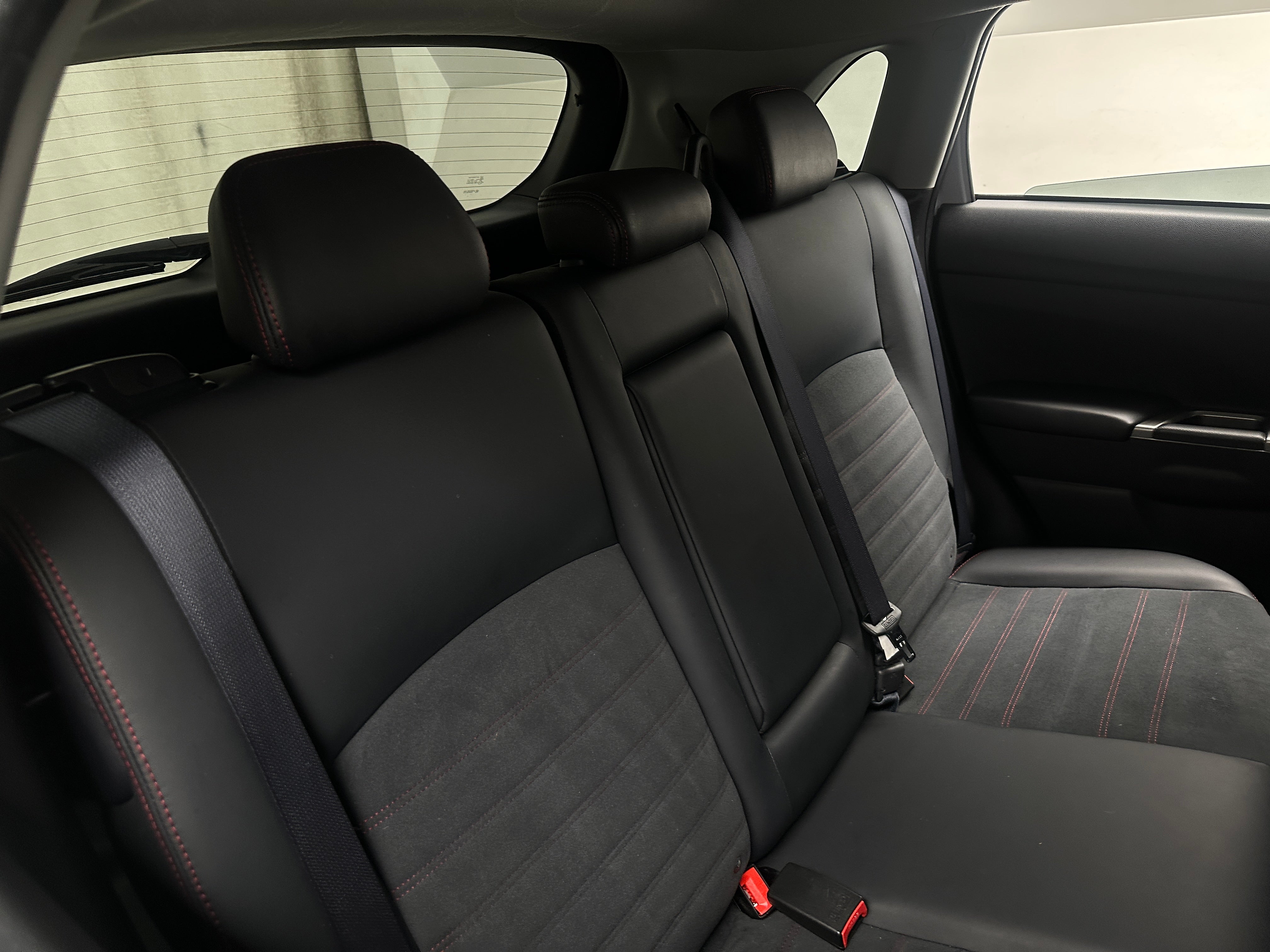 2025 Mitsubishi Outlander Sport SE