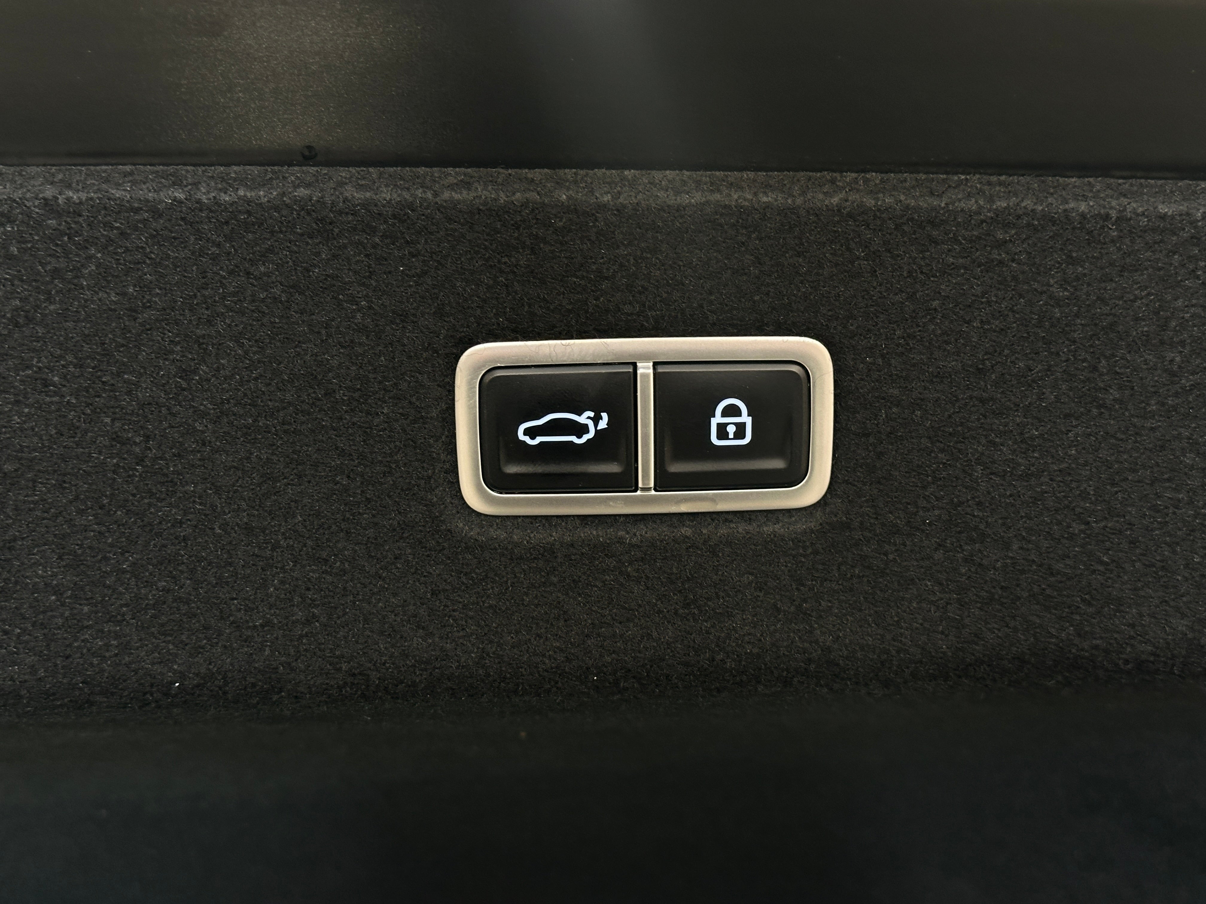 Used 2023 Hyundai IONIQ 6 SEL with VIN KMHM34AA2PA037994 for sale in Pewaukee, WI
