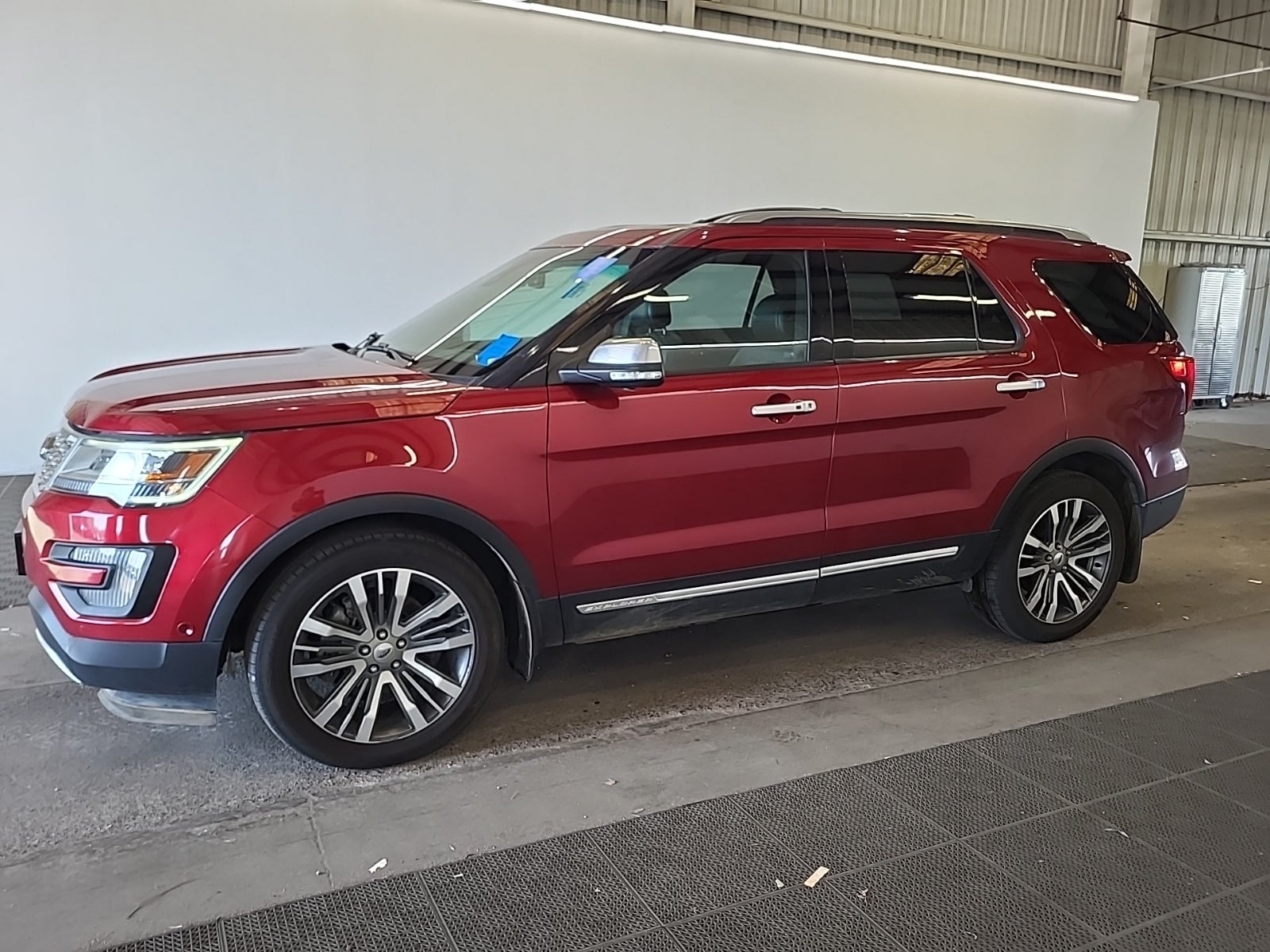 2017 Ford Explorer Platinum