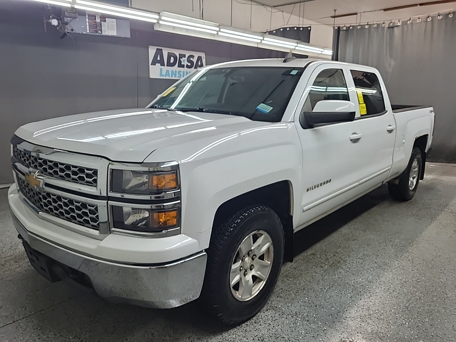 2015 Chevrolet Silverado 1500 4WD Crew Cab 143.5" LT W/1lt