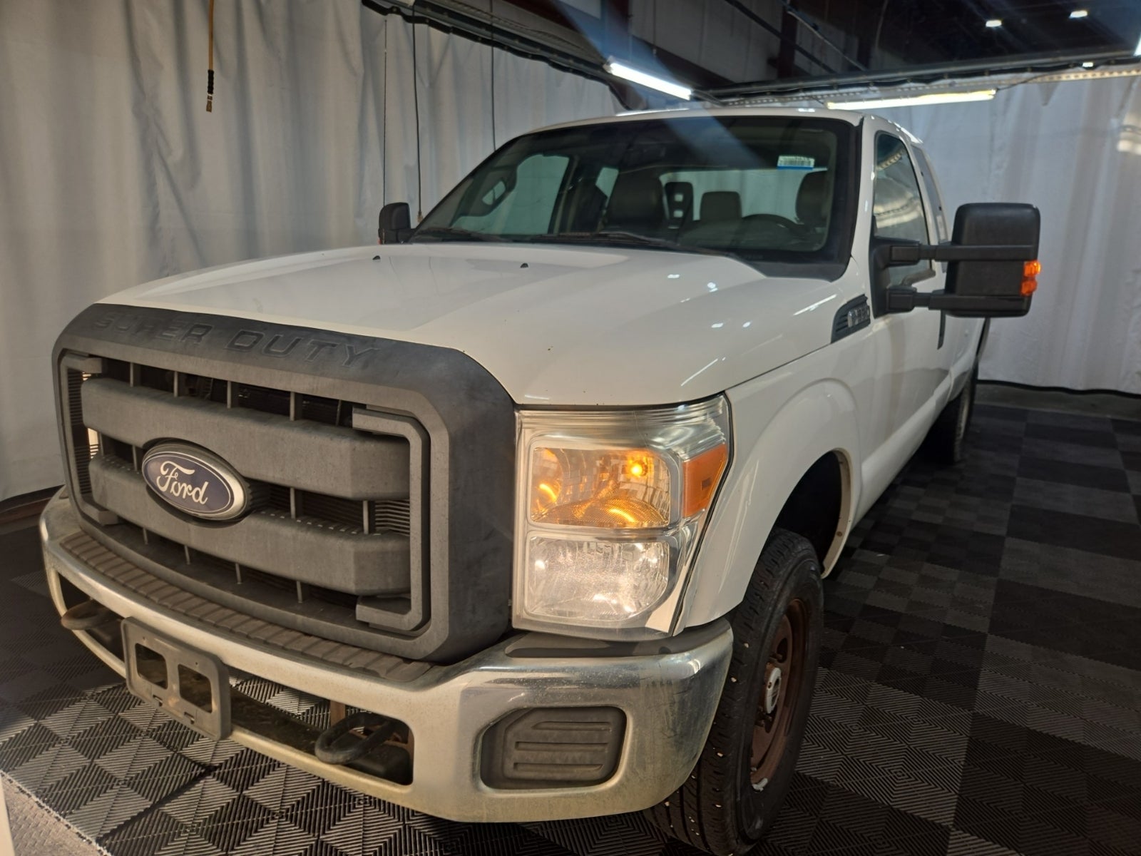 2014 Ford F-250 4WD Supercab 158" XL