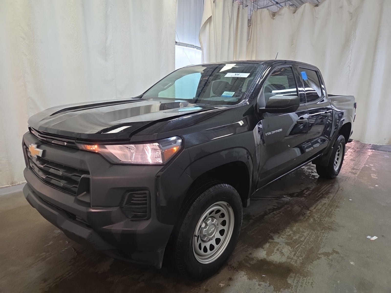 2023 Chevrolet Colorado 2WD Crew Cab WT