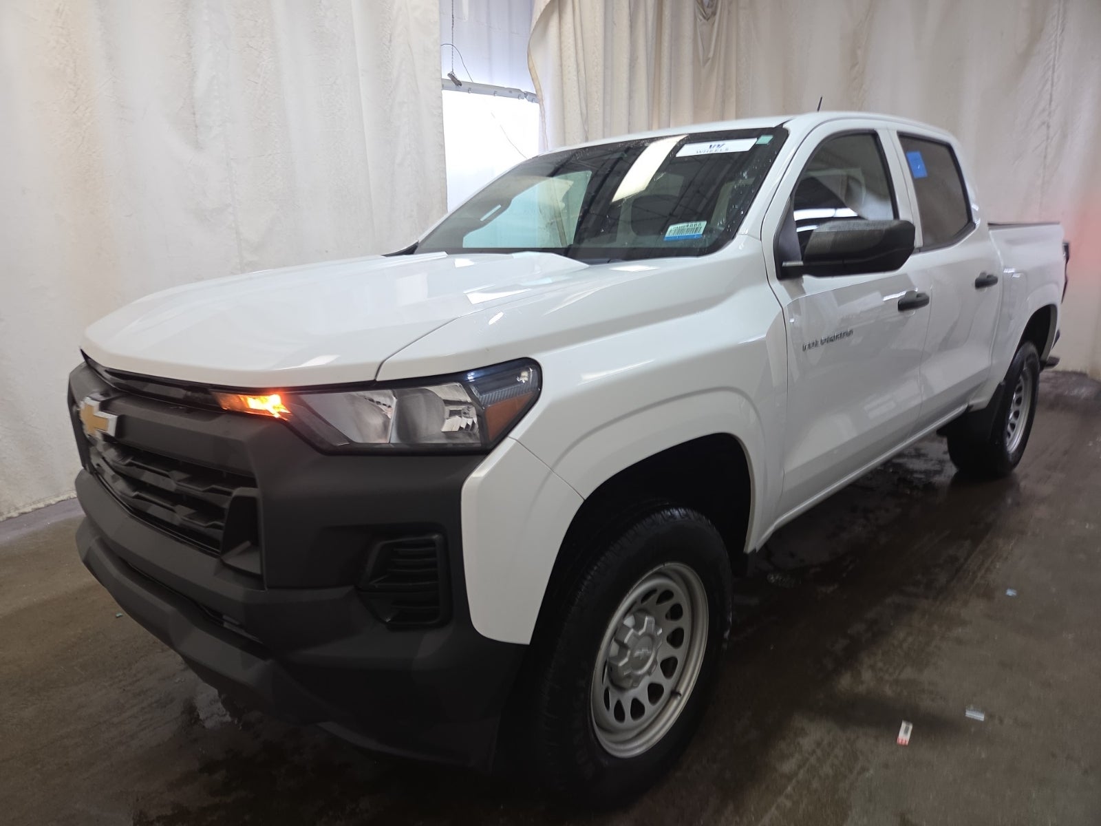 2024 Chevrolet Colorado 2WD Crew Cab WT