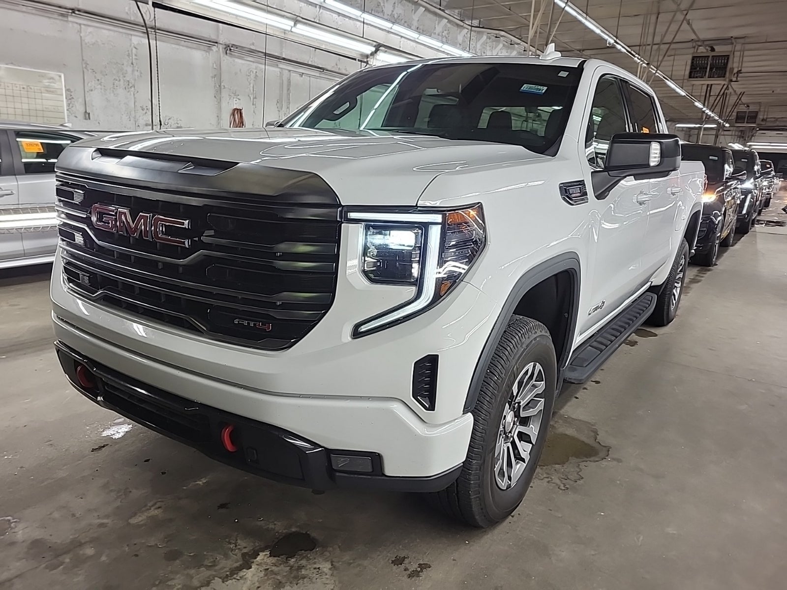 2022 GMC Sierra 1500 4WD Crew Cab 147" AT4
