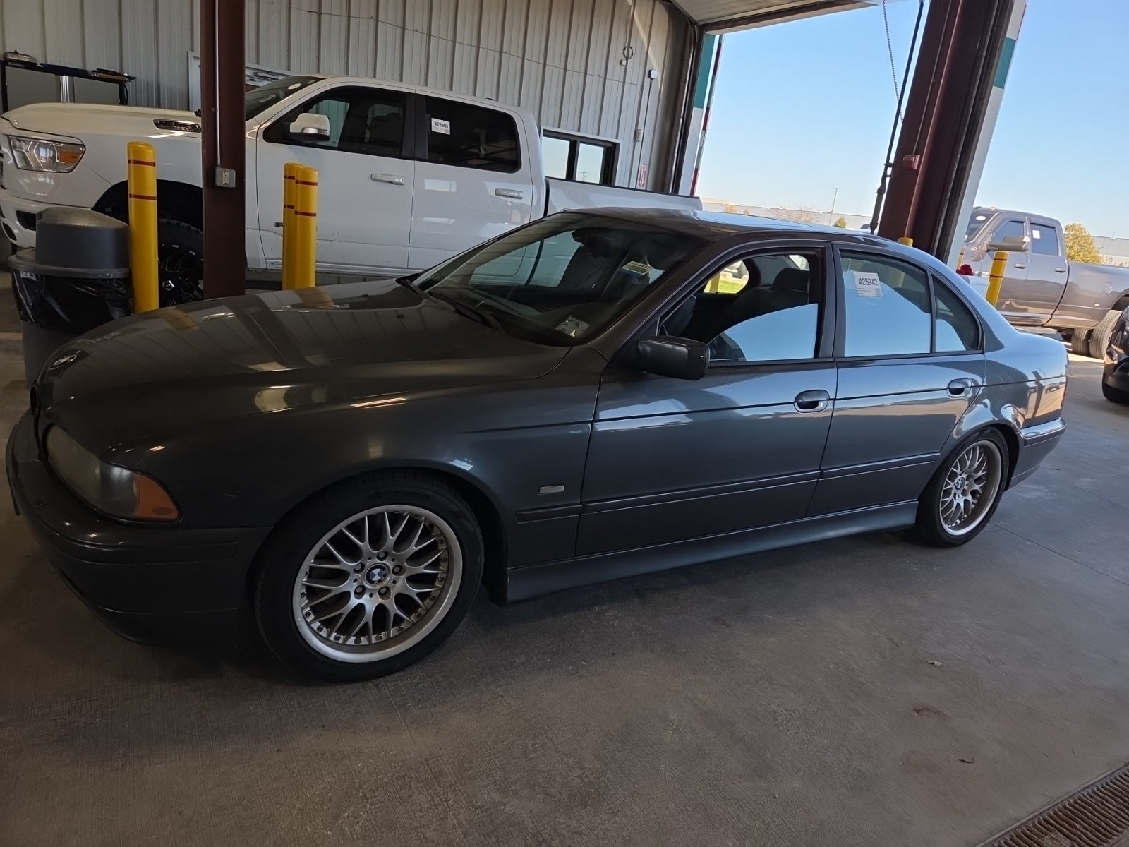 2001 BMW 530ia 530ia