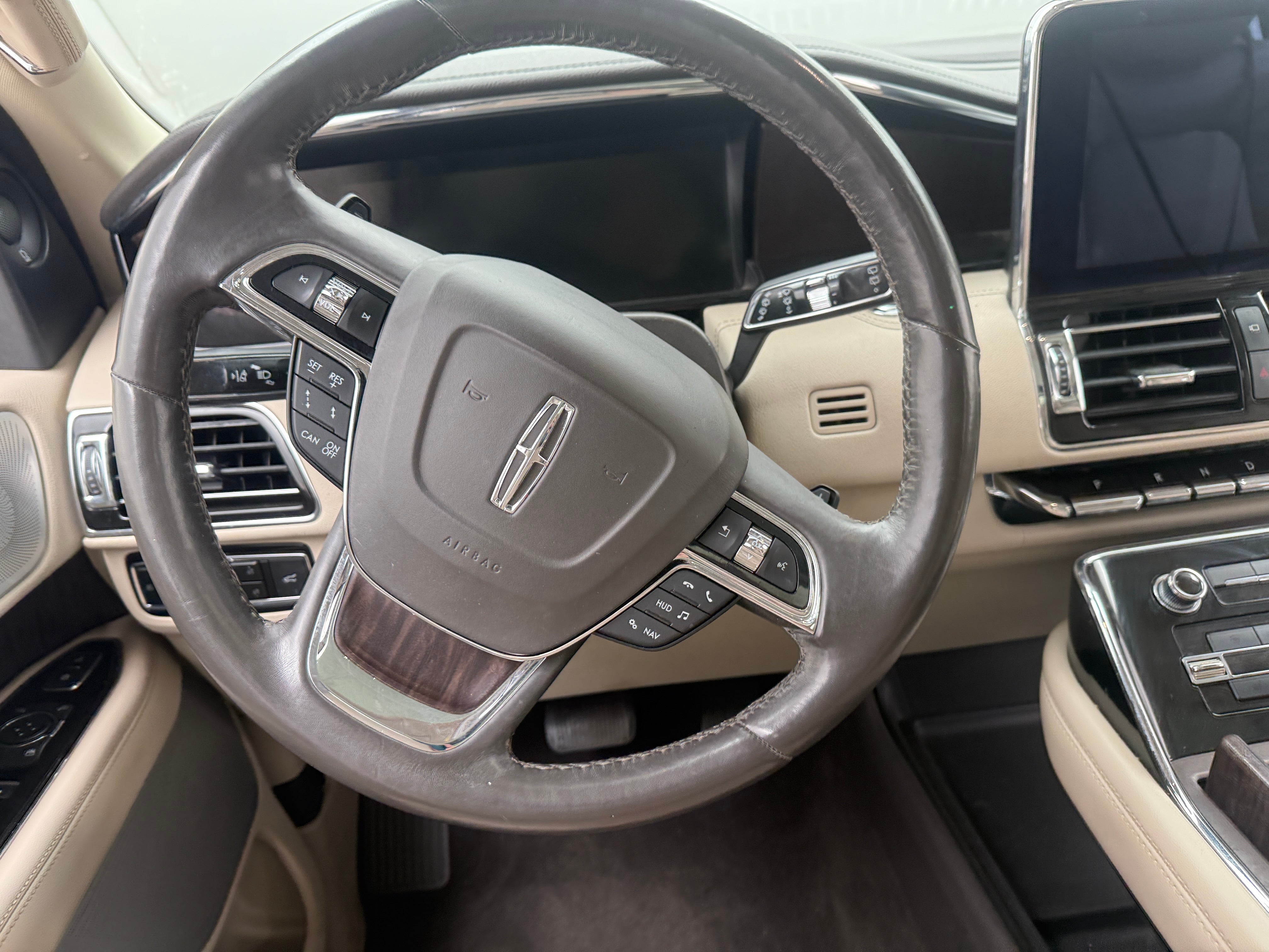 2020 Lincoln Navigator