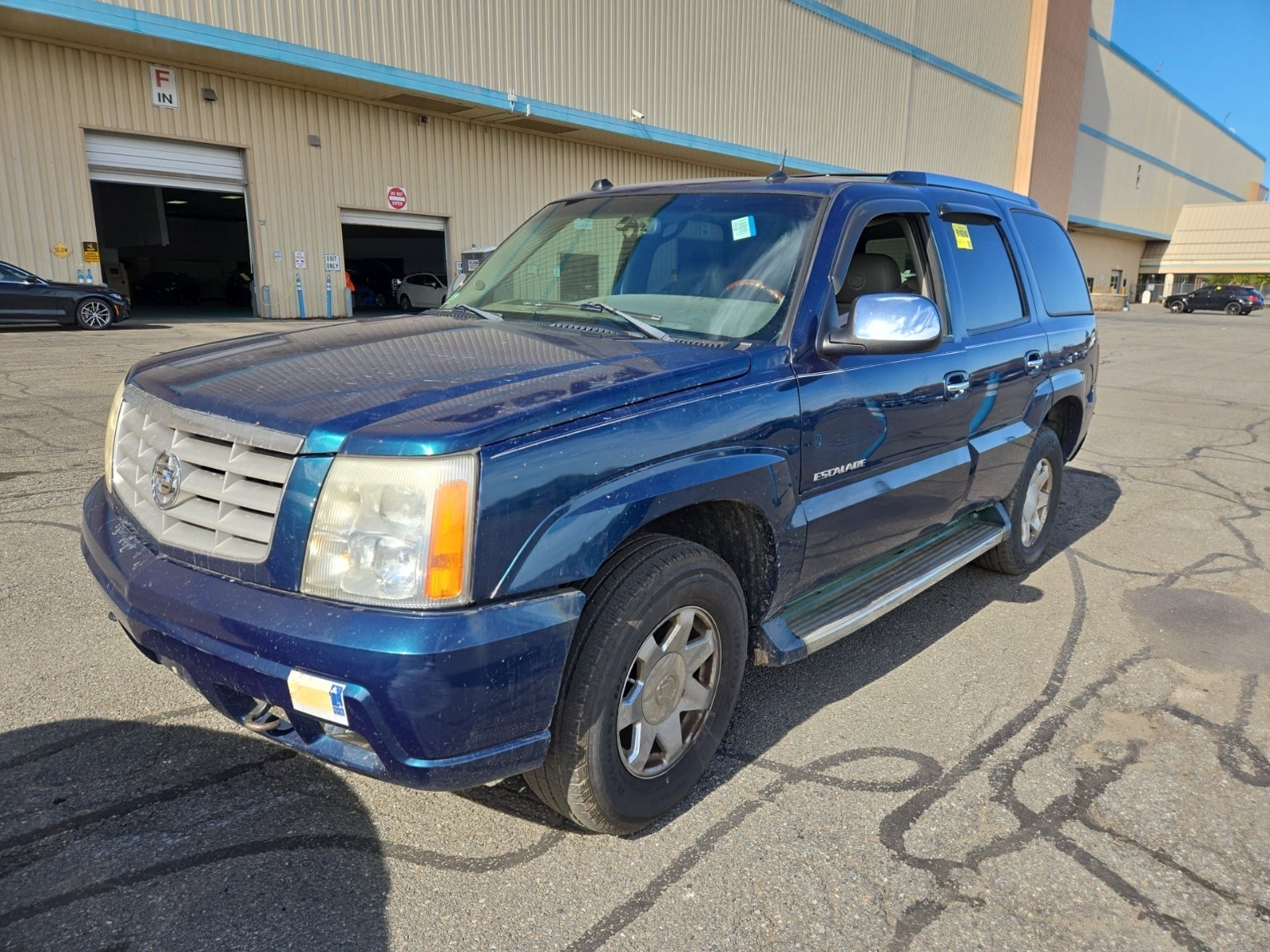 2005 Cadillac Escalade 6.0l V8 Sfi Escalade Base 4d Suv AWD 4d