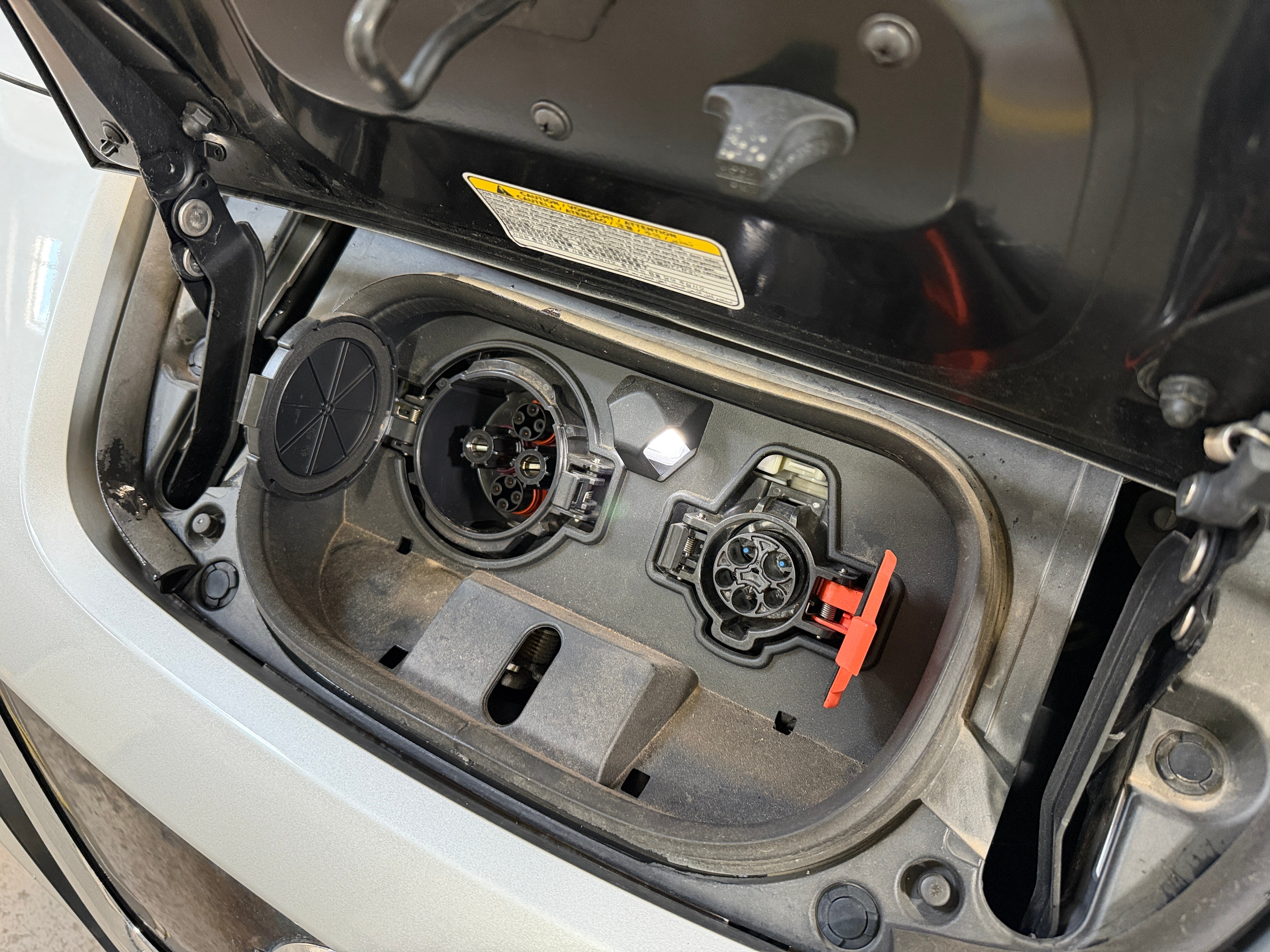 Used 2021 Nissan Leaf SV with VIN 1N4AZ1CV5MC556032 for sale in Auburn, WA