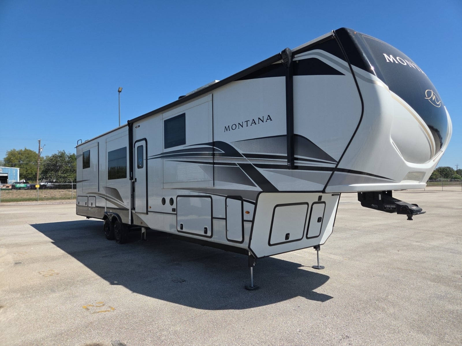 2025 Keystone Montana Travel Trailer