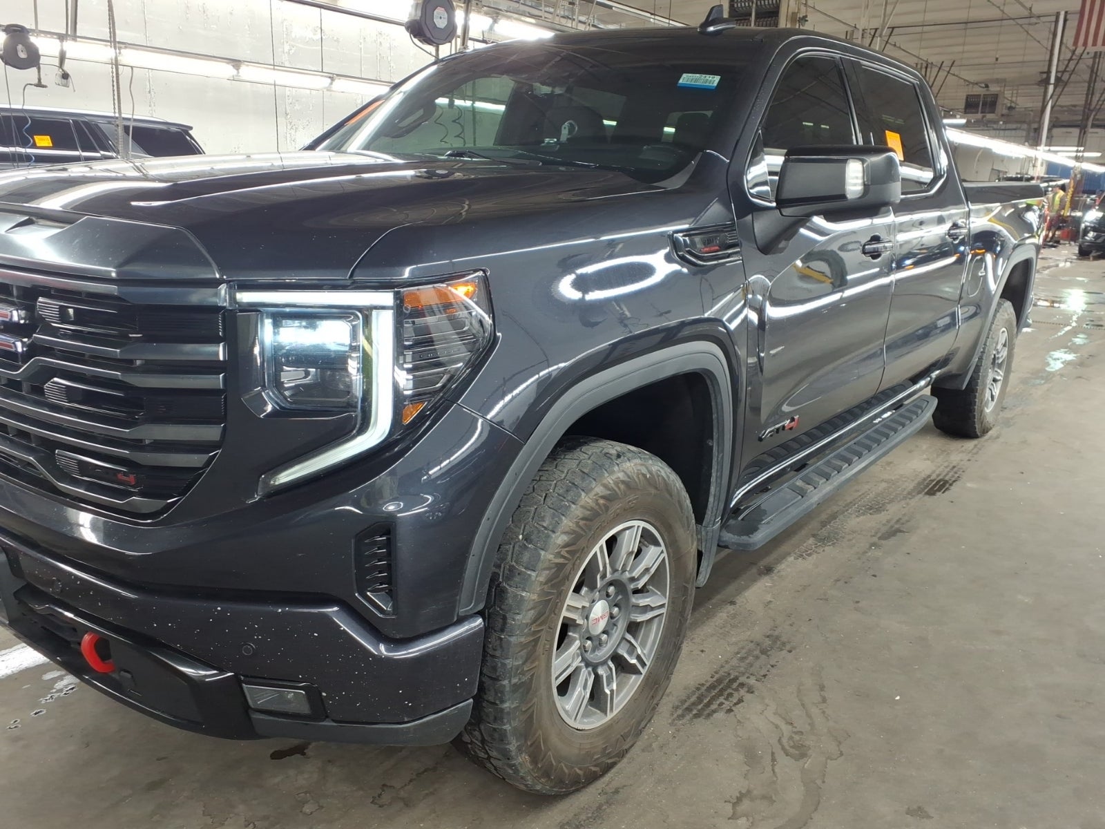 2024 GMC Sierra 1500 4WD Crew Cab 157" AT4